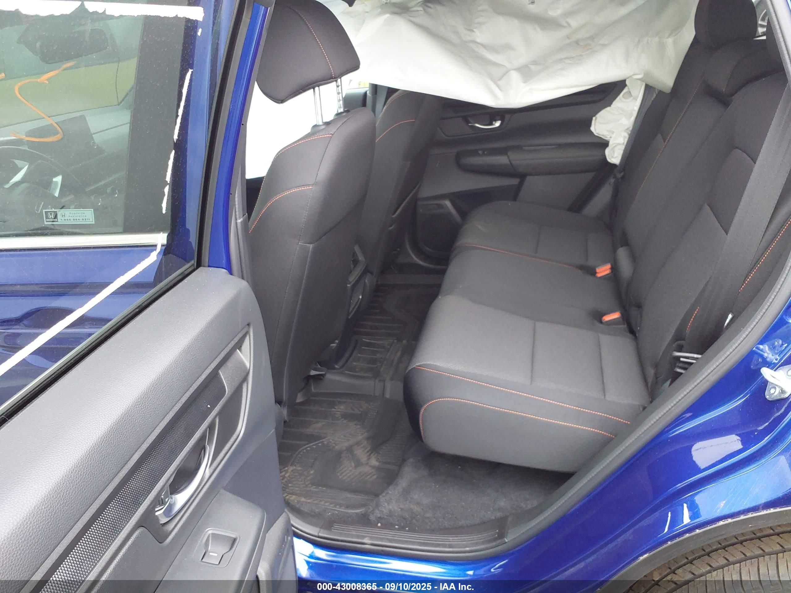 HONDA CR-V image 8