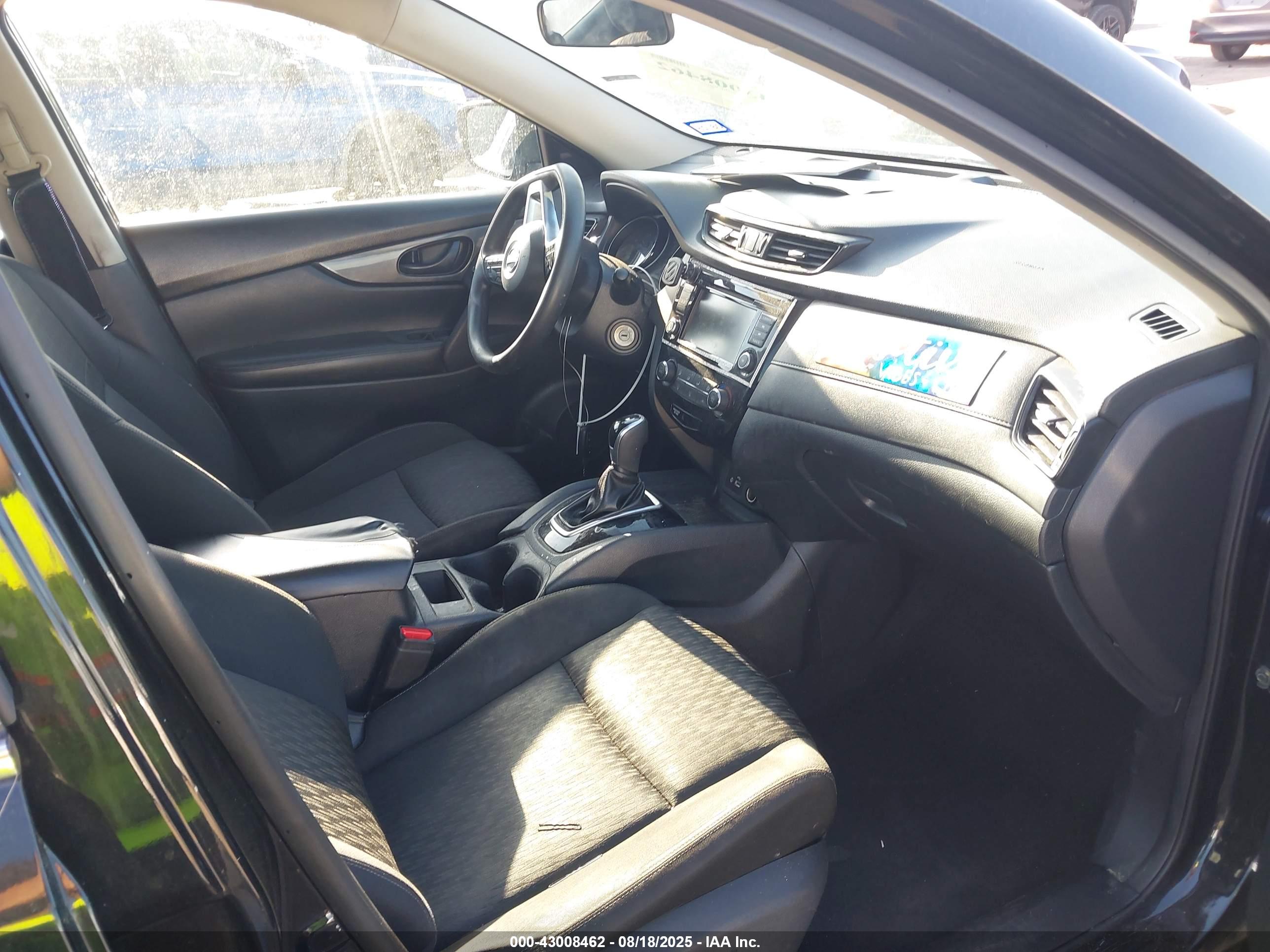 NISSAN ROGUE image 5