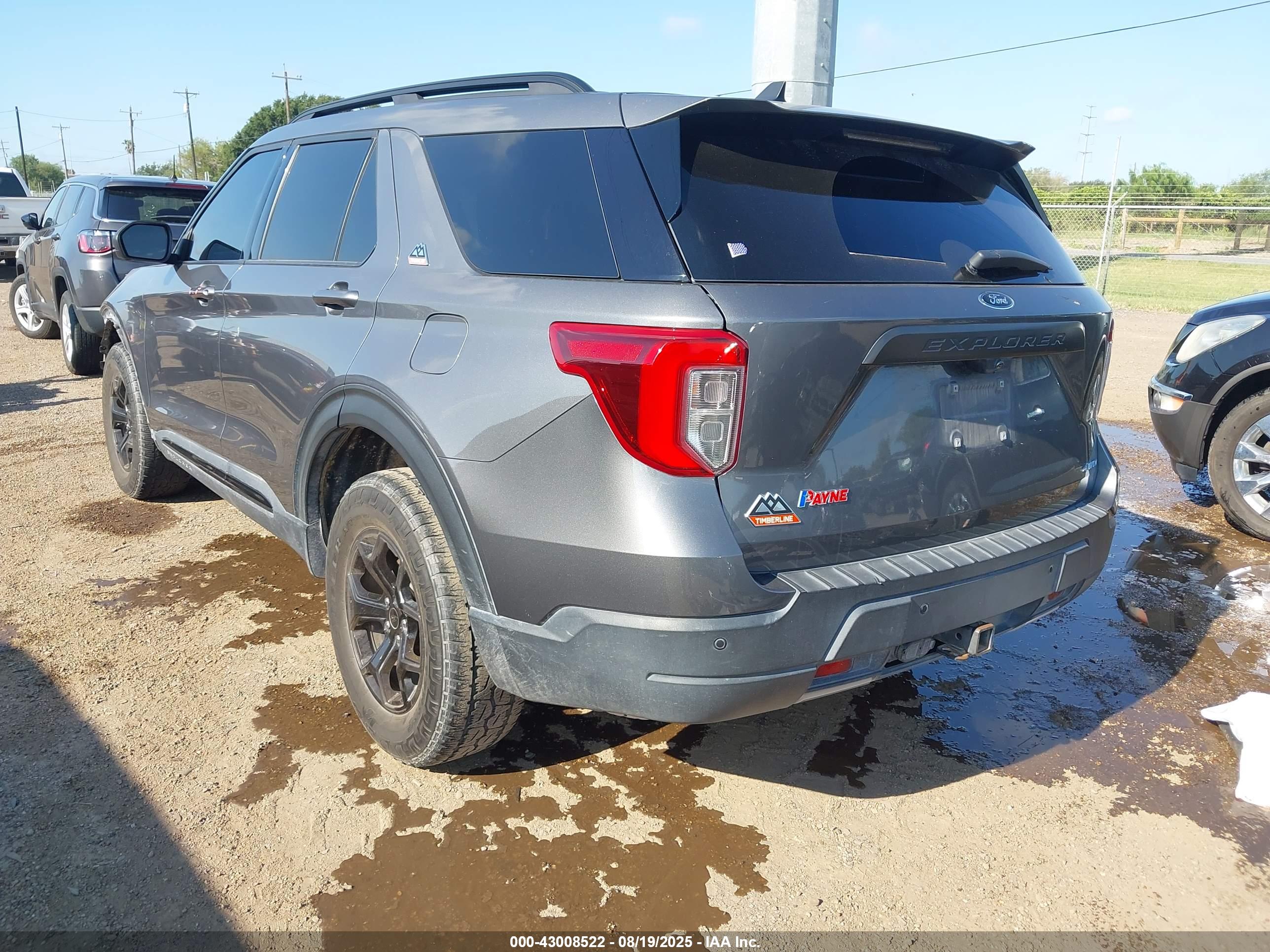FORD EXPLORER image 3