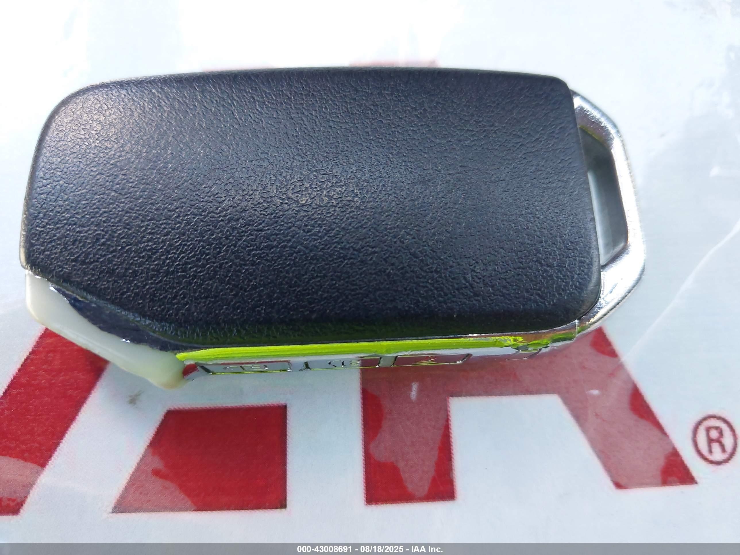 KIA K5 image 11