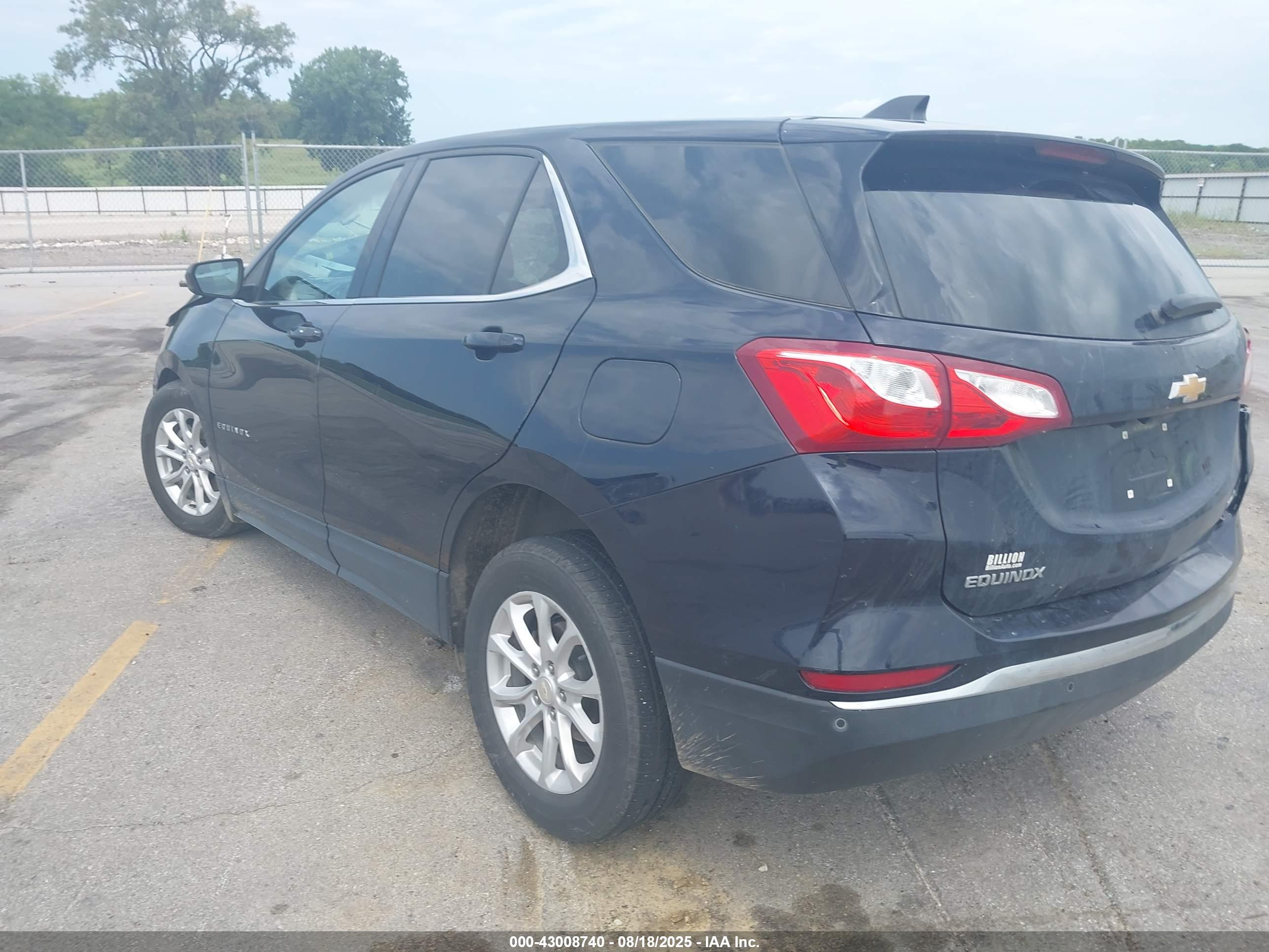 CHEVROLET EQUINOX image 3