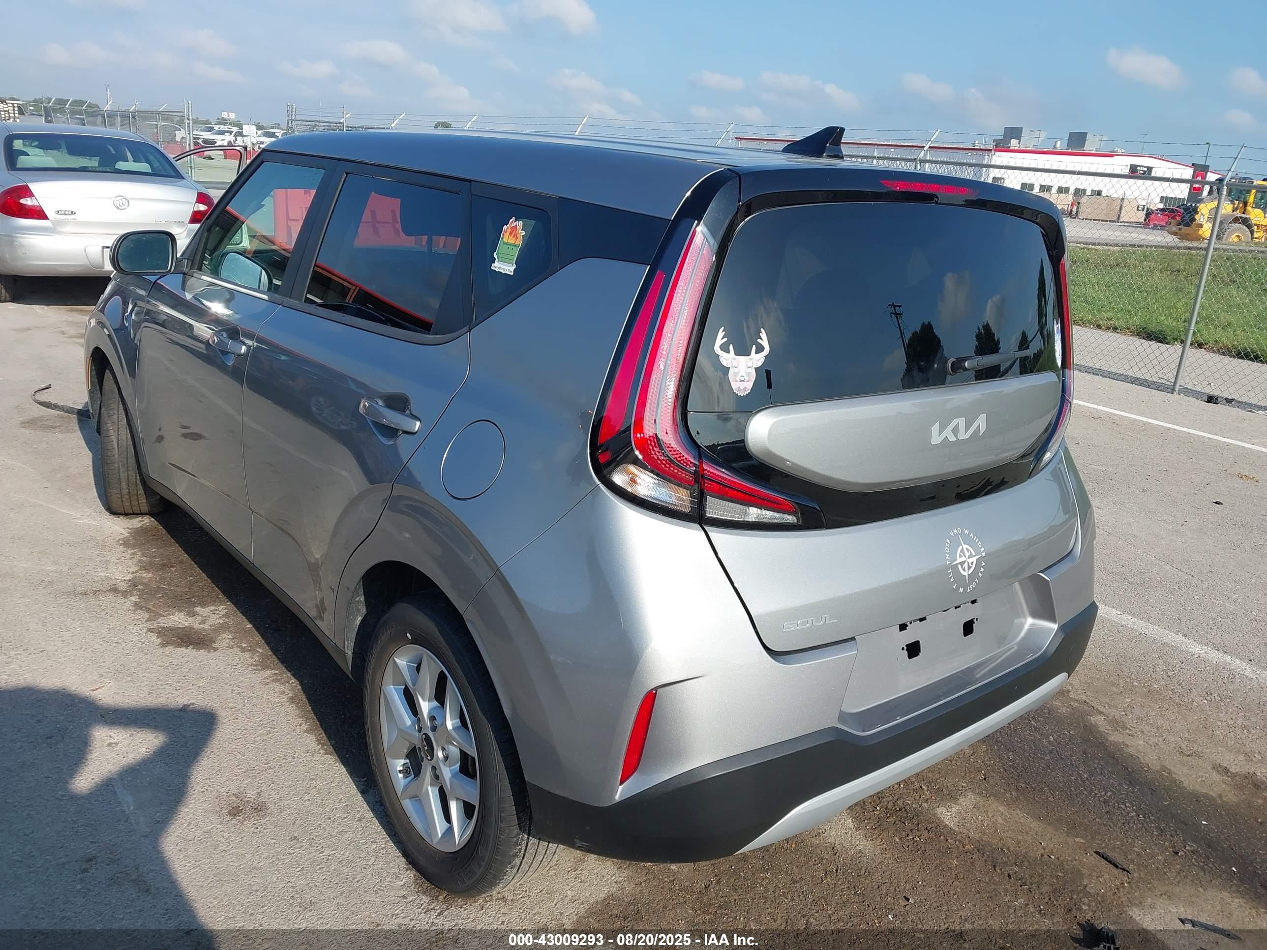 KIA SOUL image 3