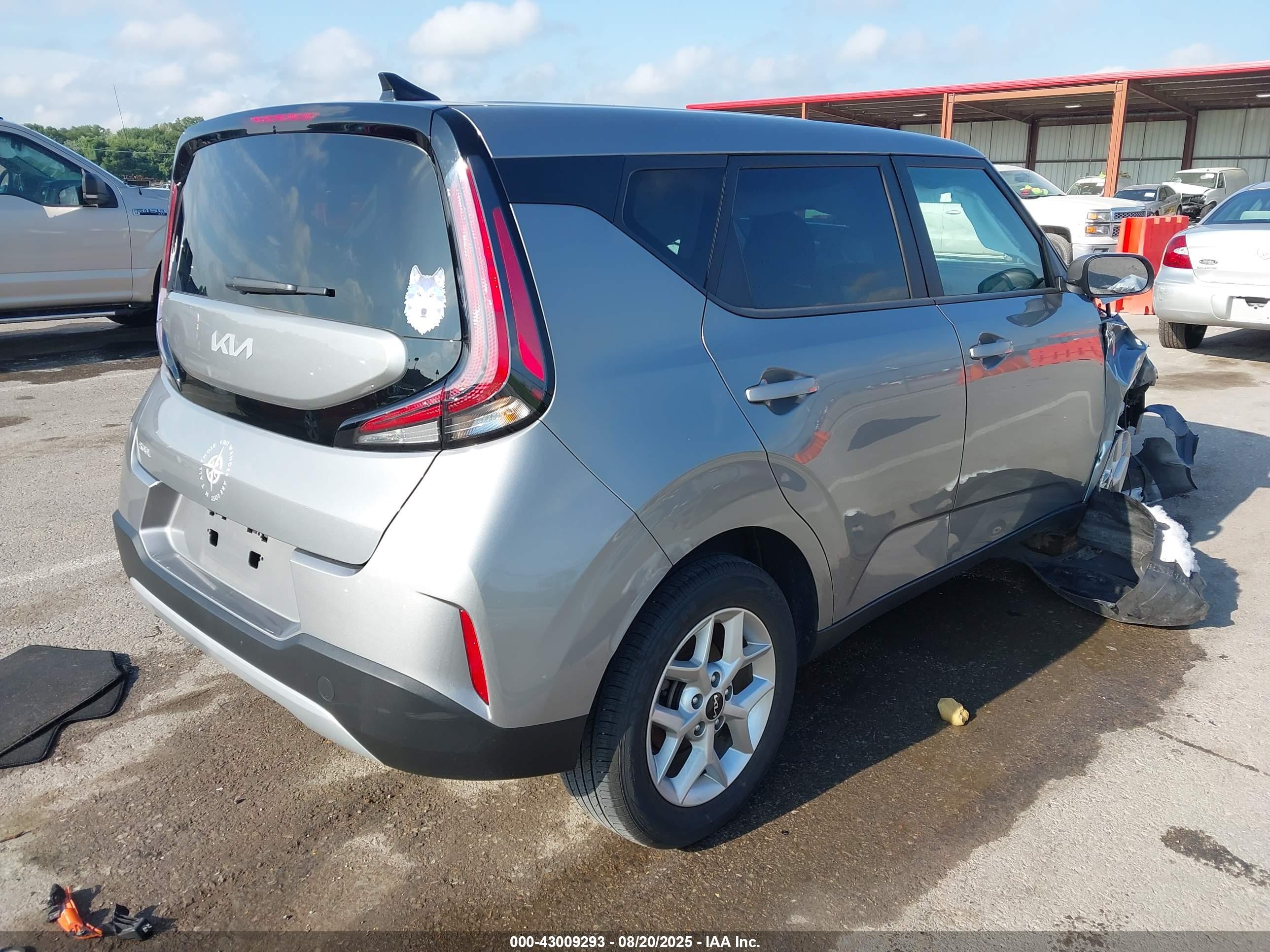 KIA SOUL image 4