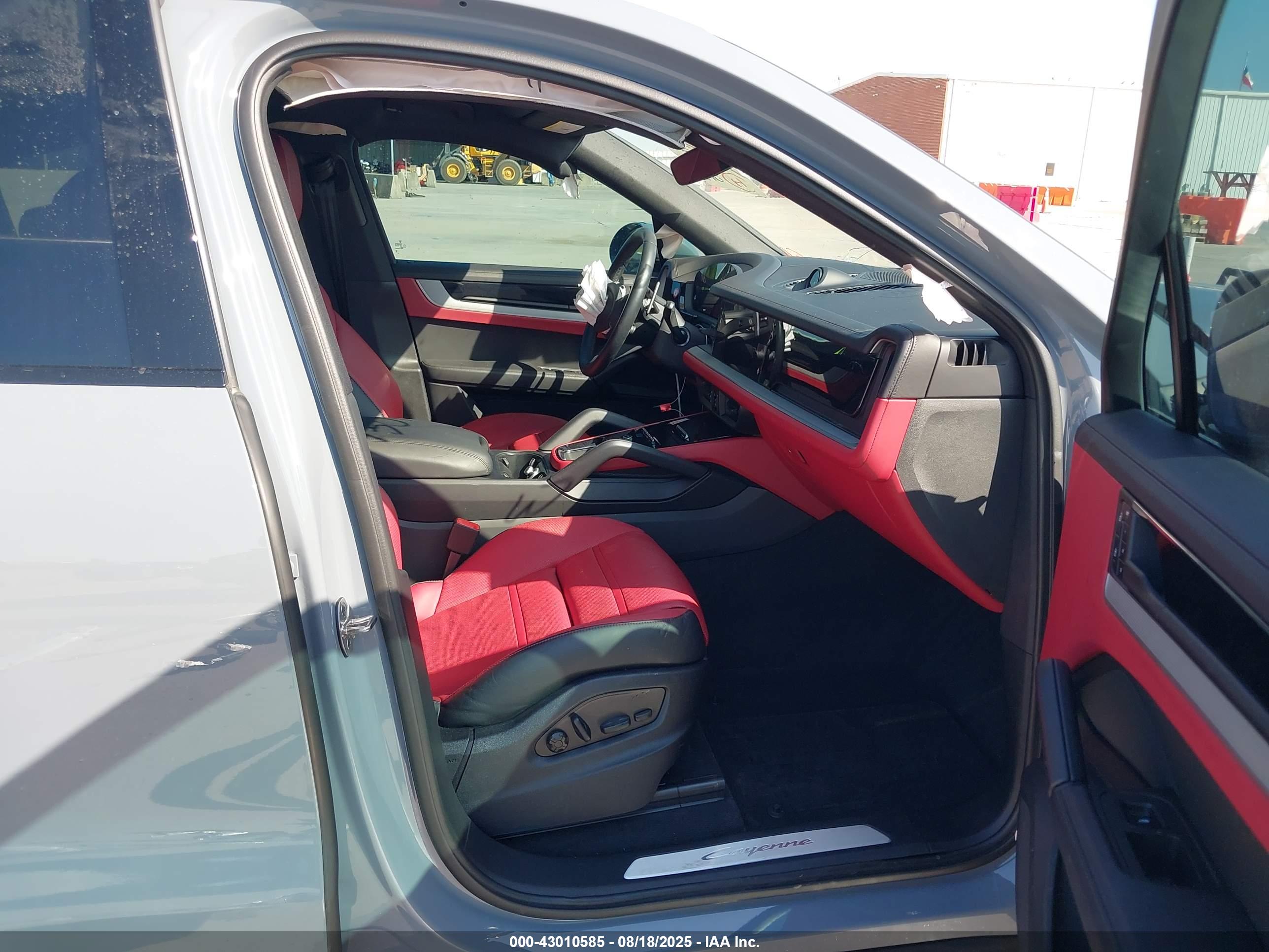 PORSCHE CAYENNE image 5