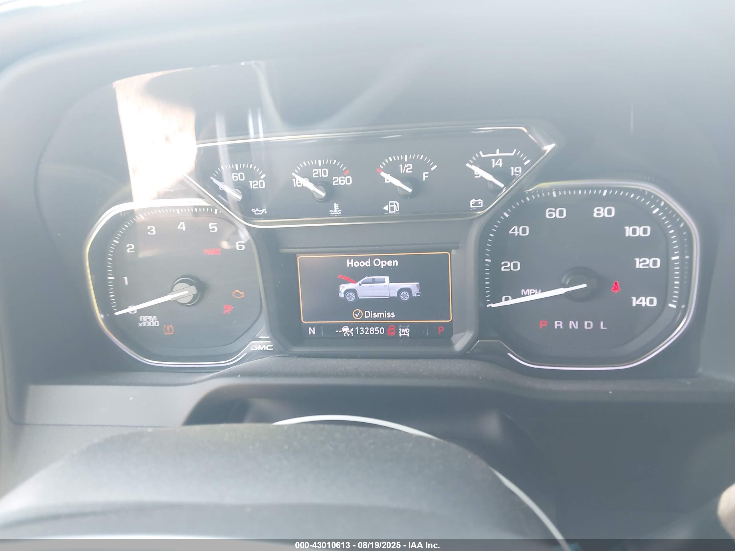 GMC SIERRA image 7