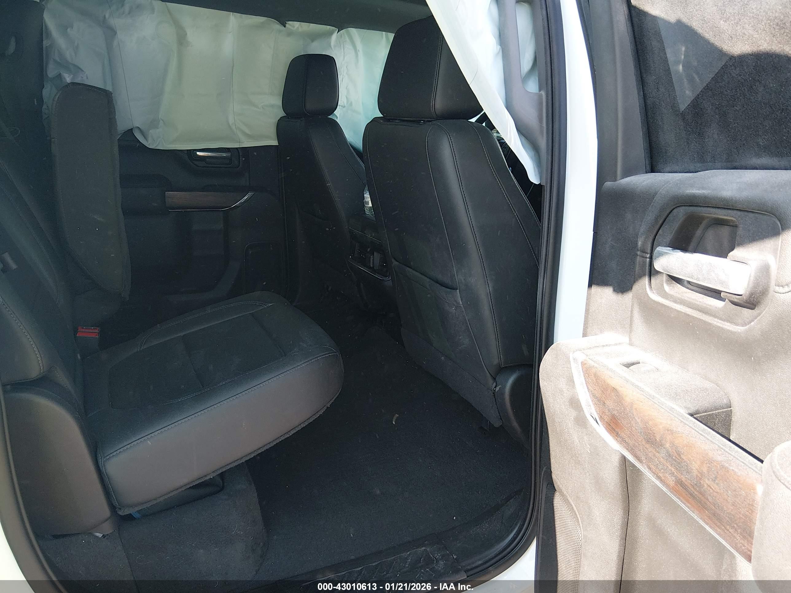 GMC SIERRA image 8