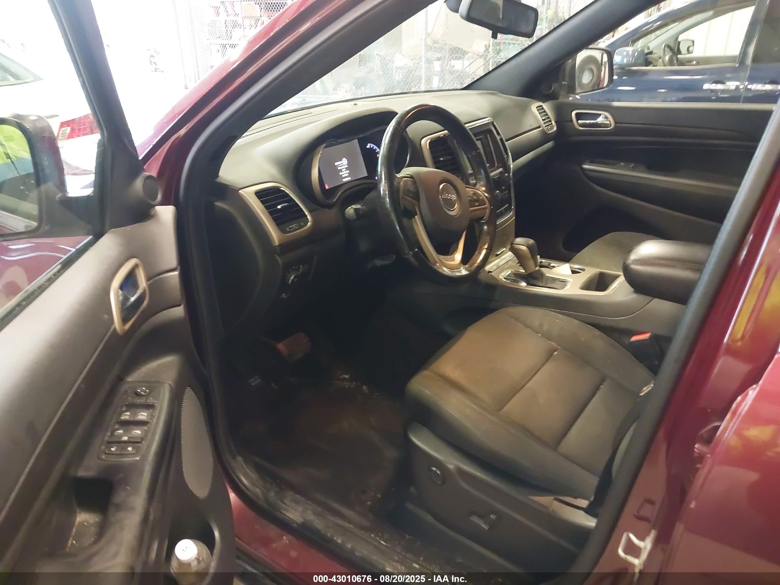 JEEP GRAND image 5