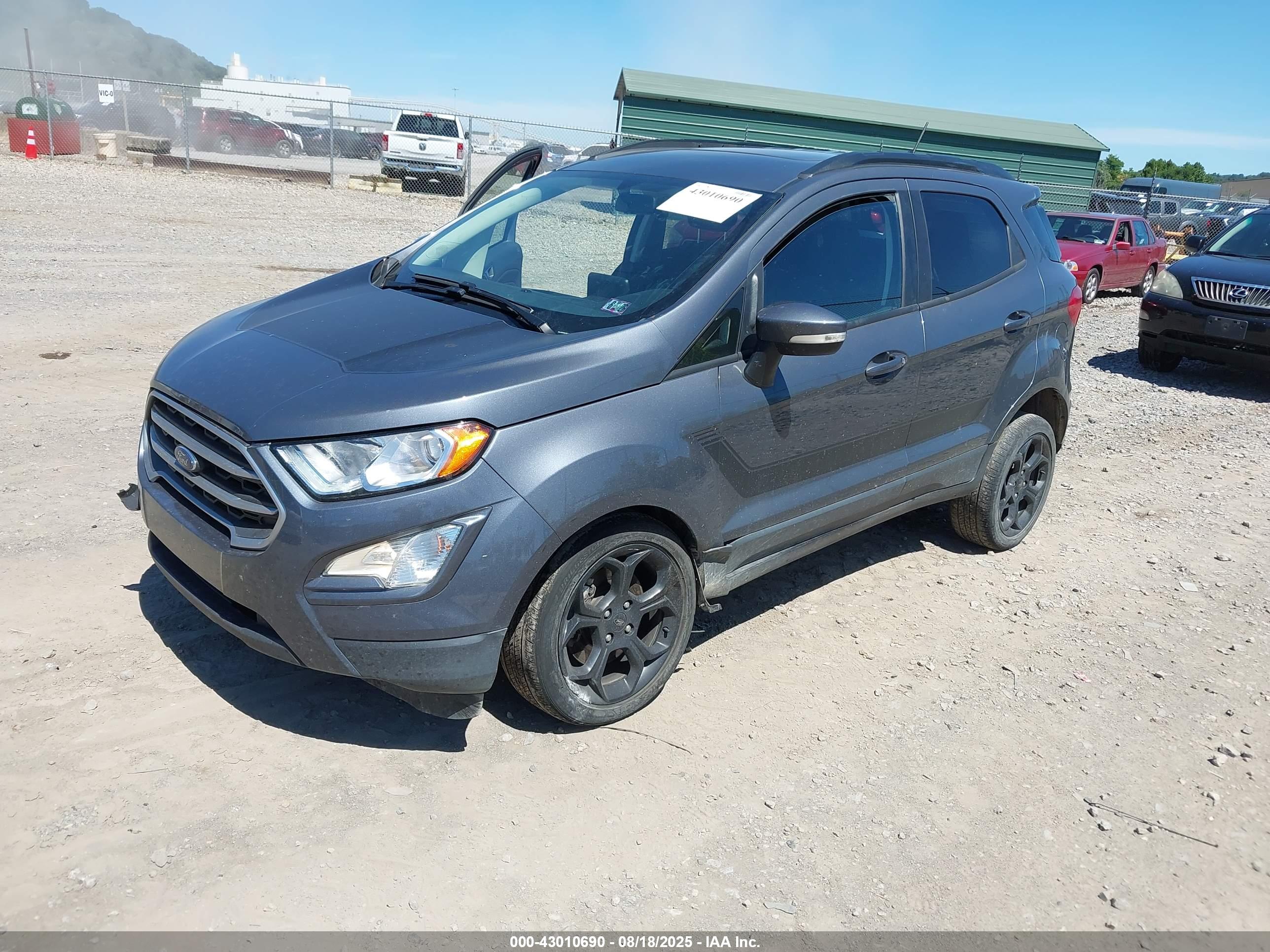 FORD ECOSPORT image 2