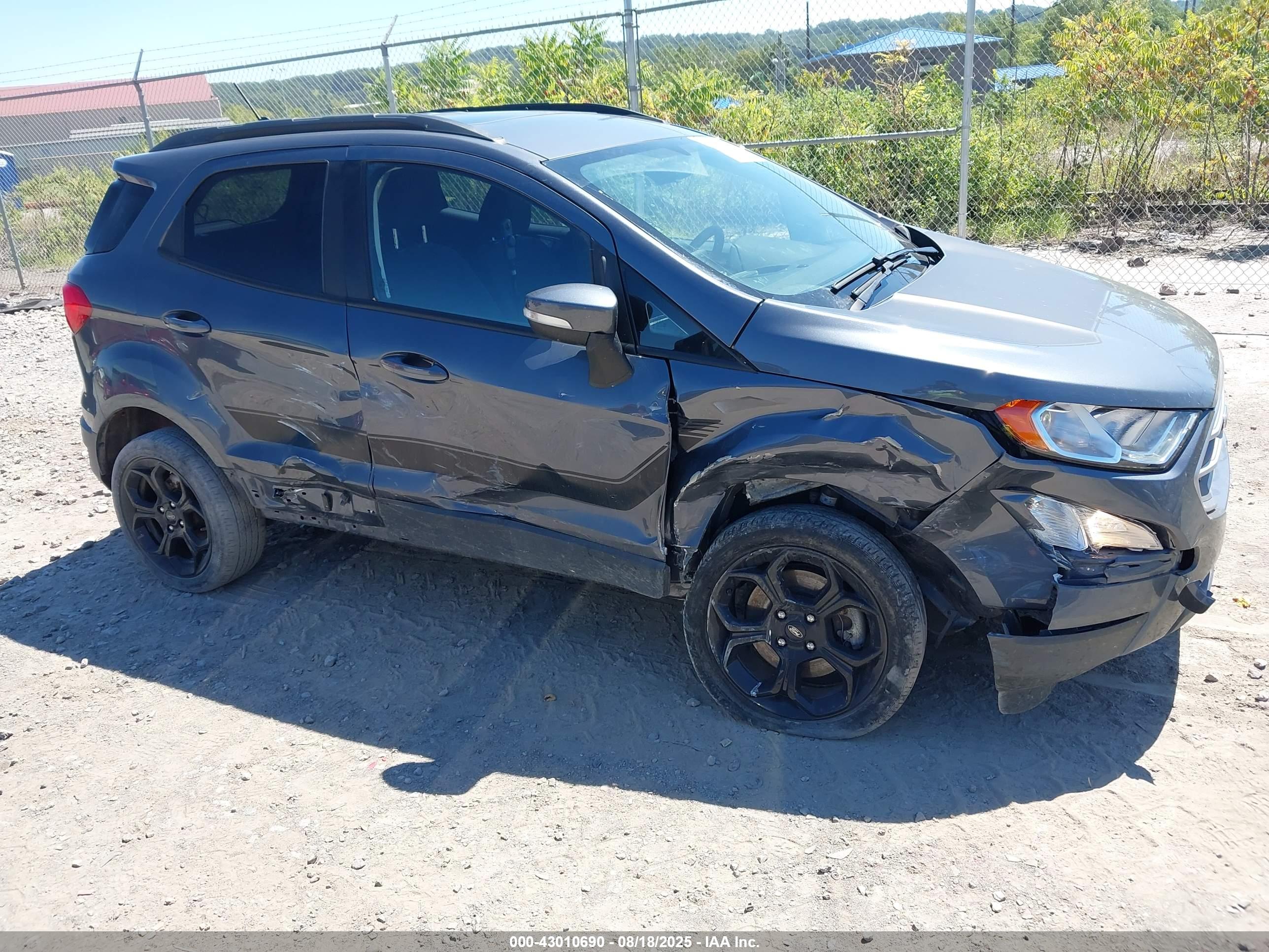 FORD ECOSPORT image 6