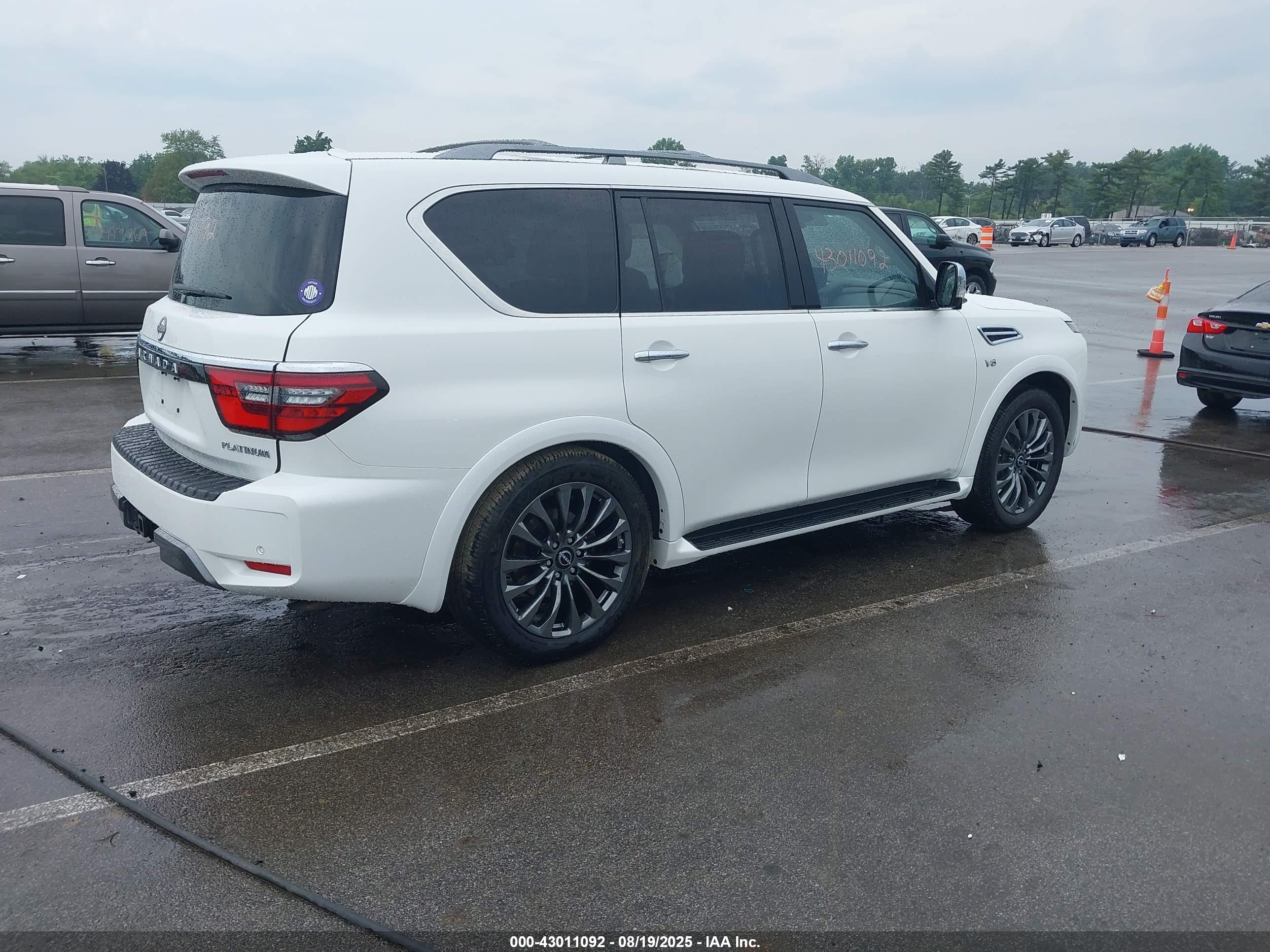 NISSAN ARMADA image 4