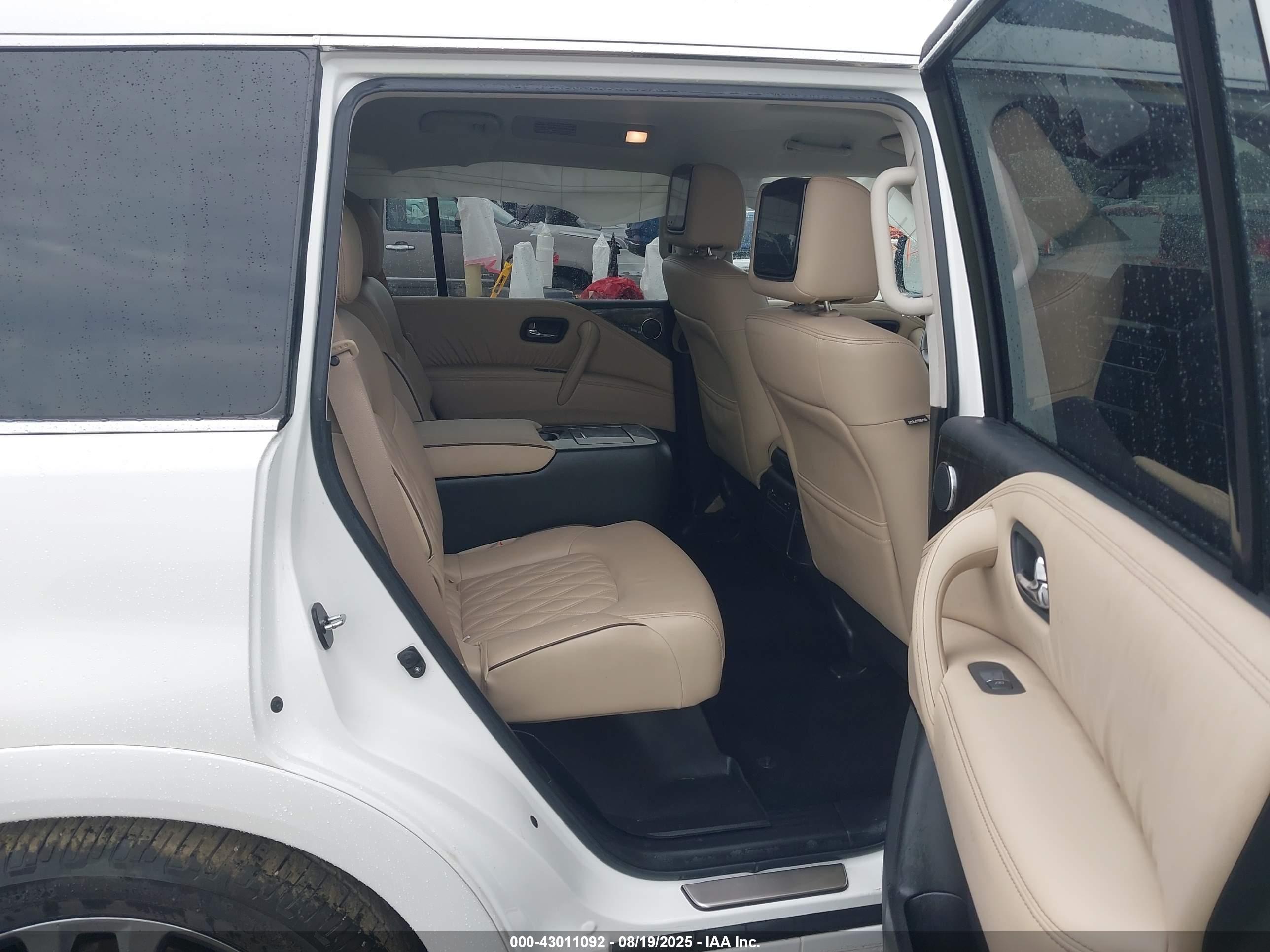 NISSAN ARMADA image 8