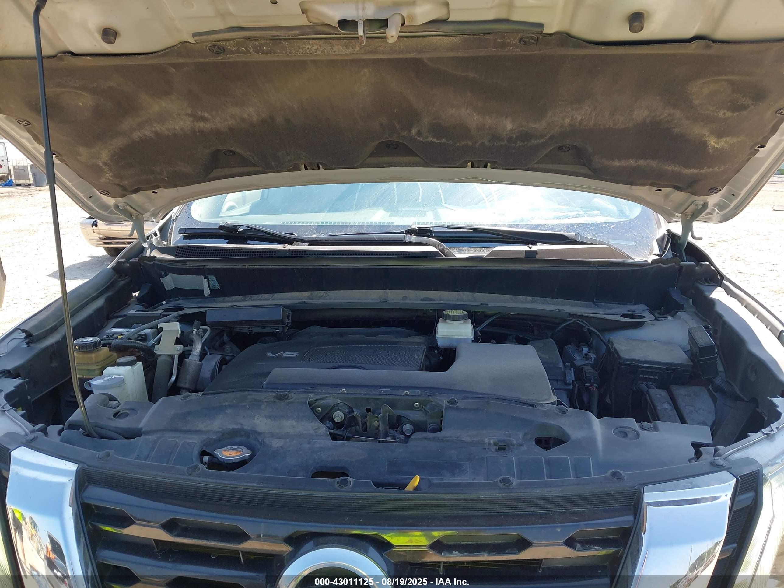 NISSAN PATHFINDER image 10