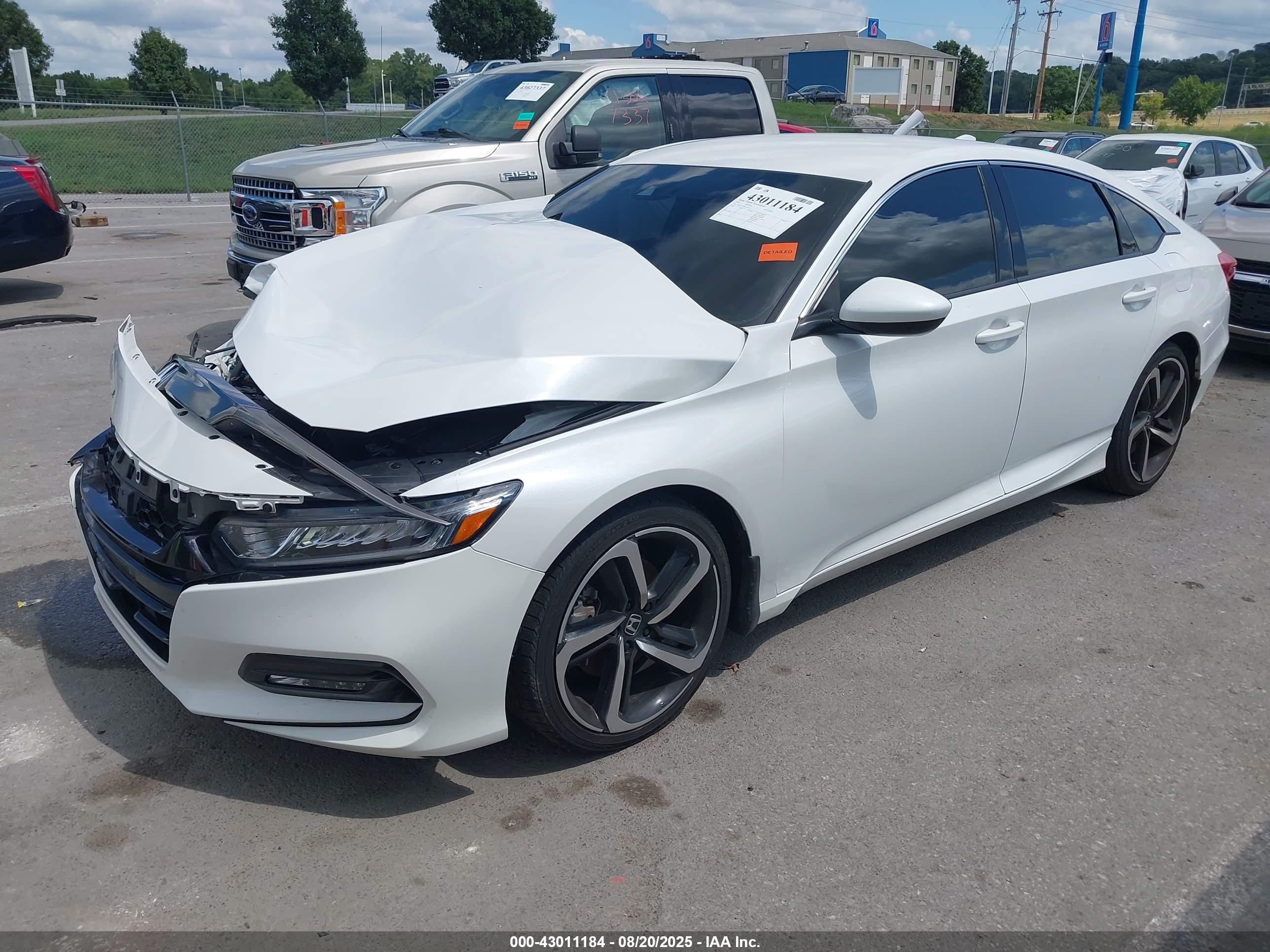 HONDA ACCORD image 2