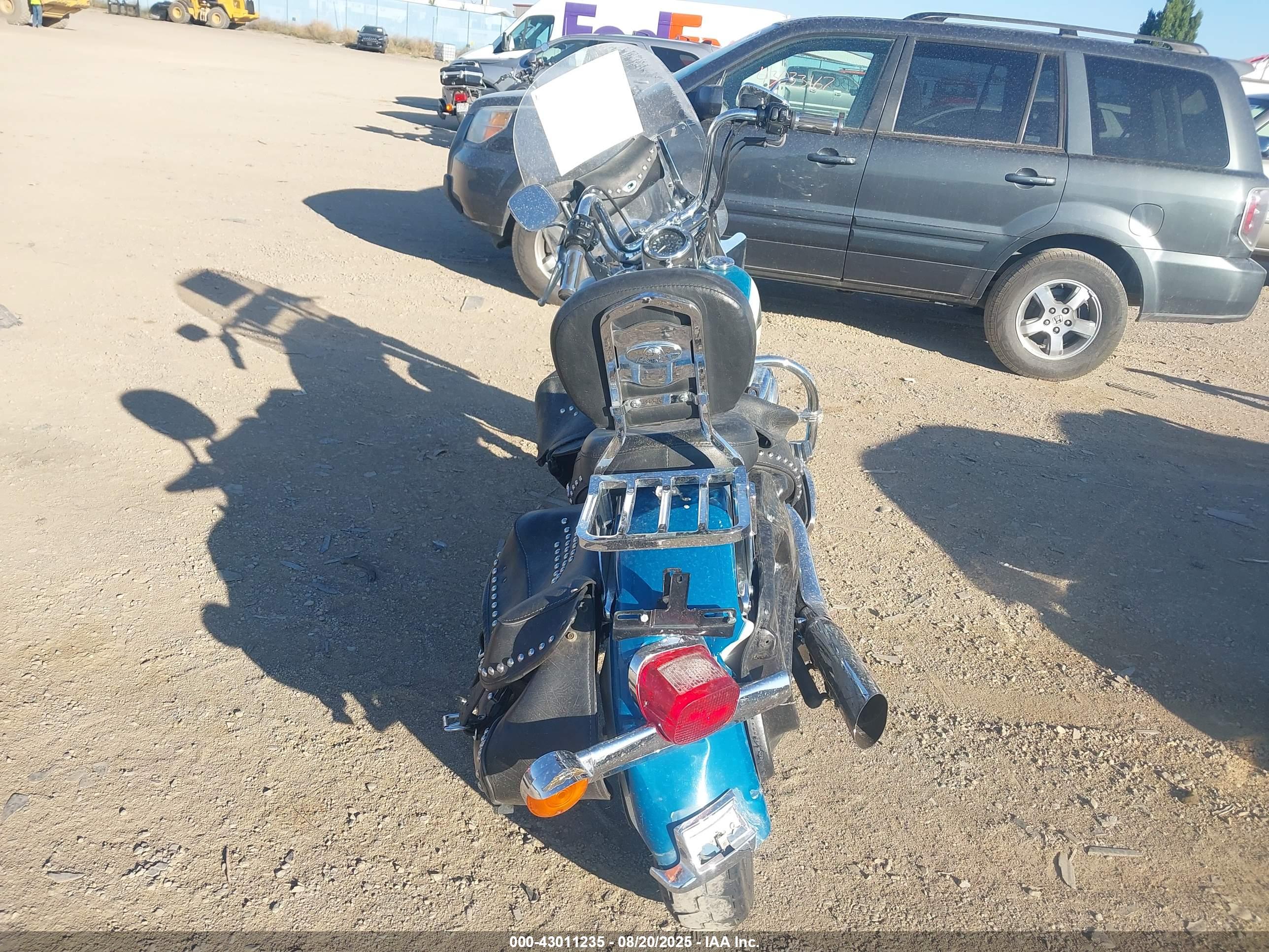 HARLEY-DAVIDSON FLSTC image 6