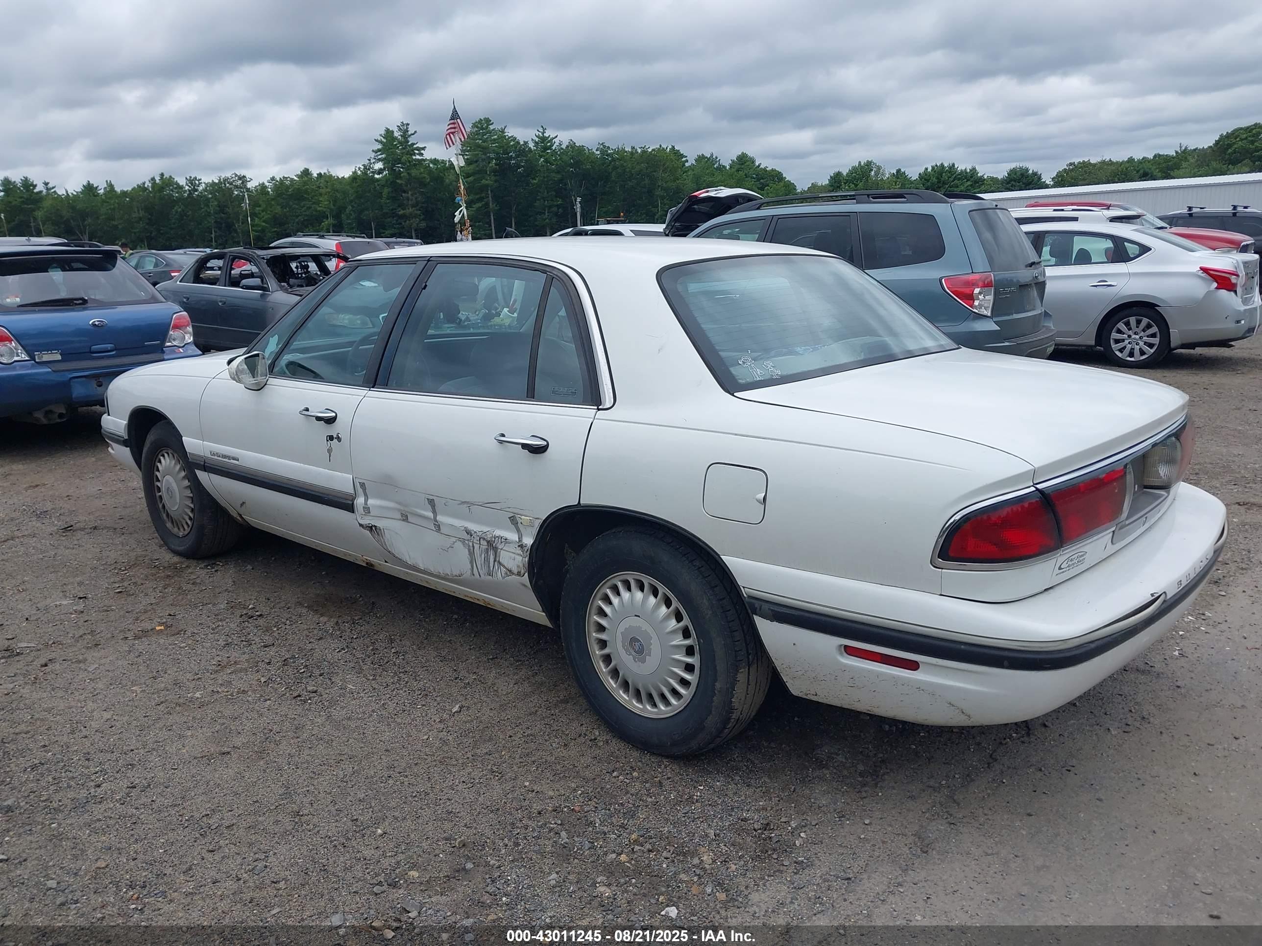 BUICK LESABRE image 3