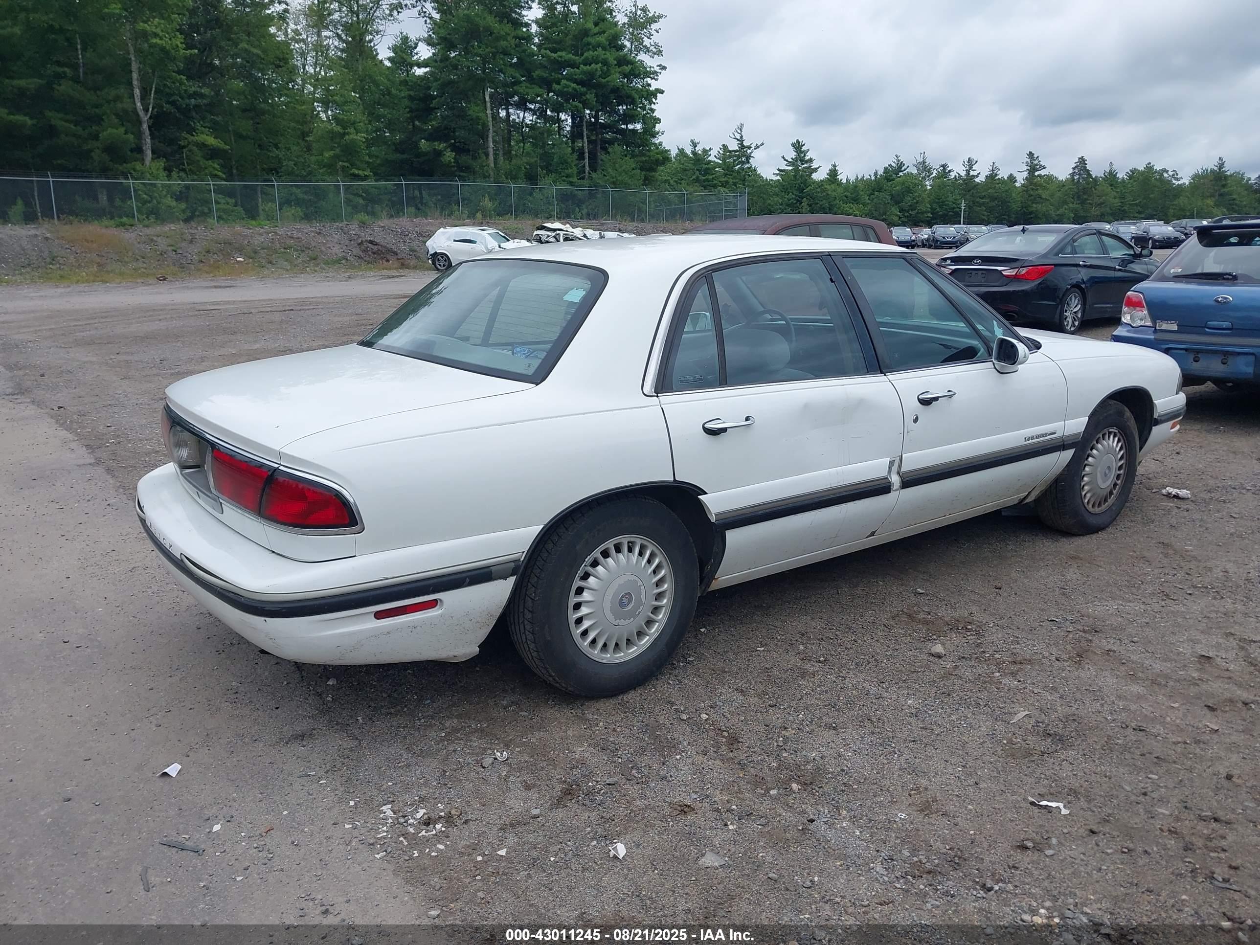 BUICK LESABRE image 4