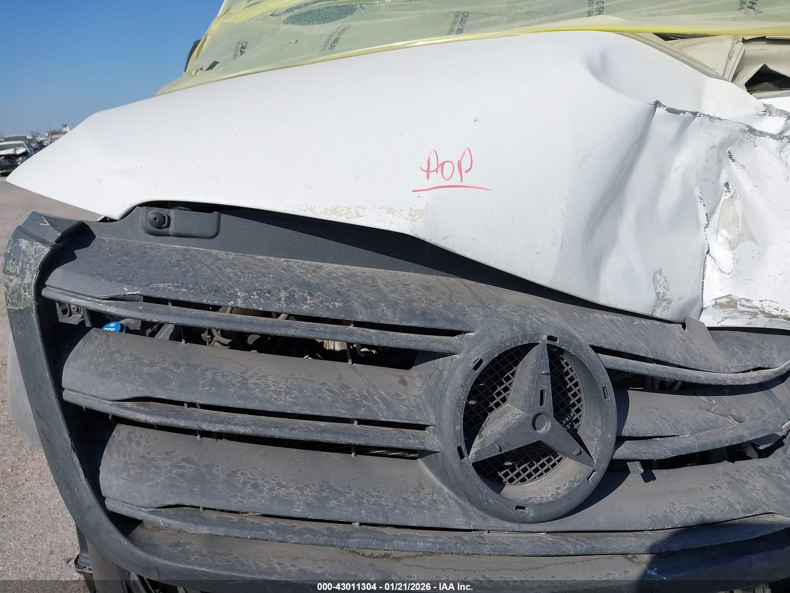 MERCEDES-BENZ SPRINTER image 10