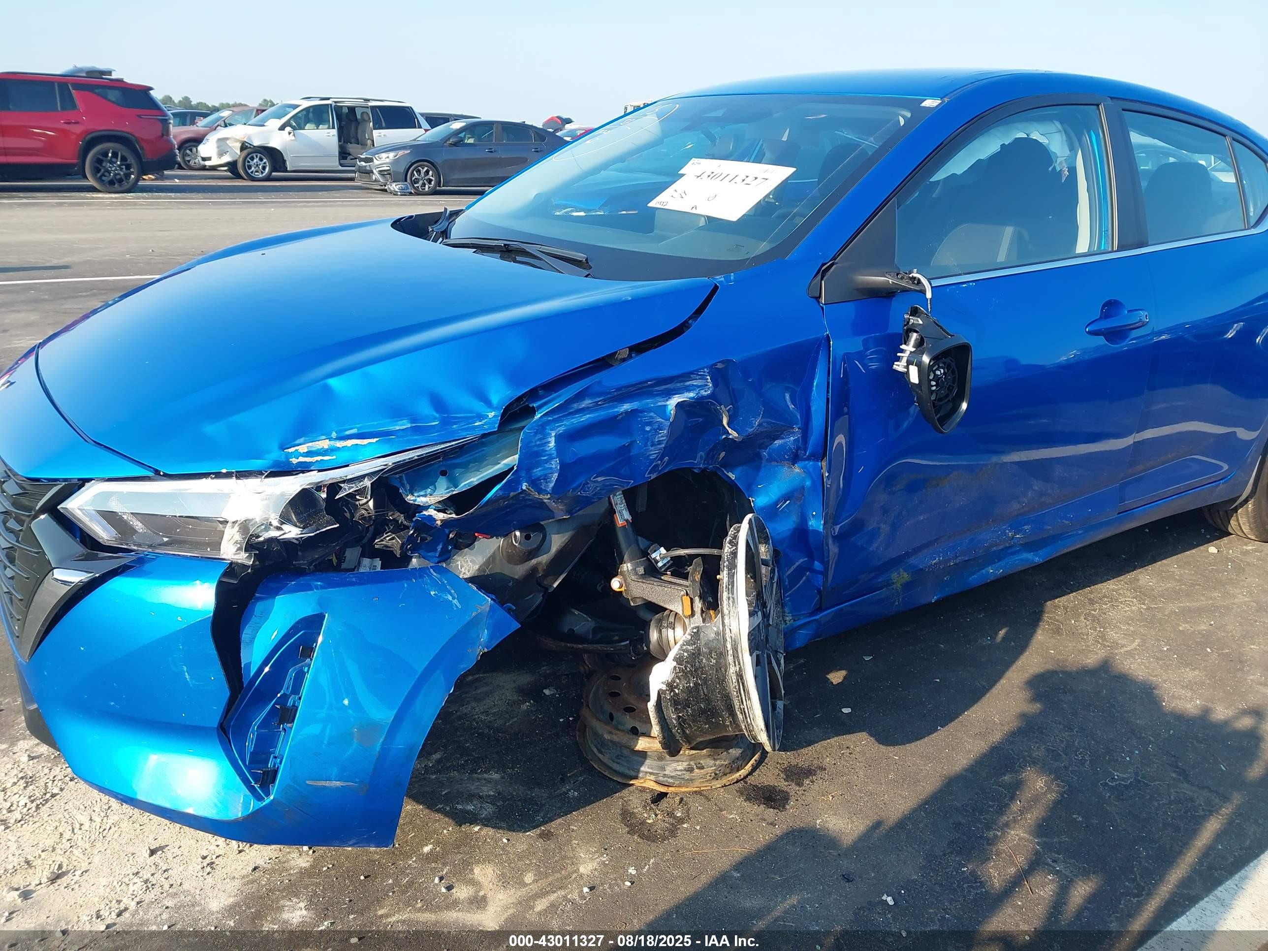 NISSAN SENTRA image 6