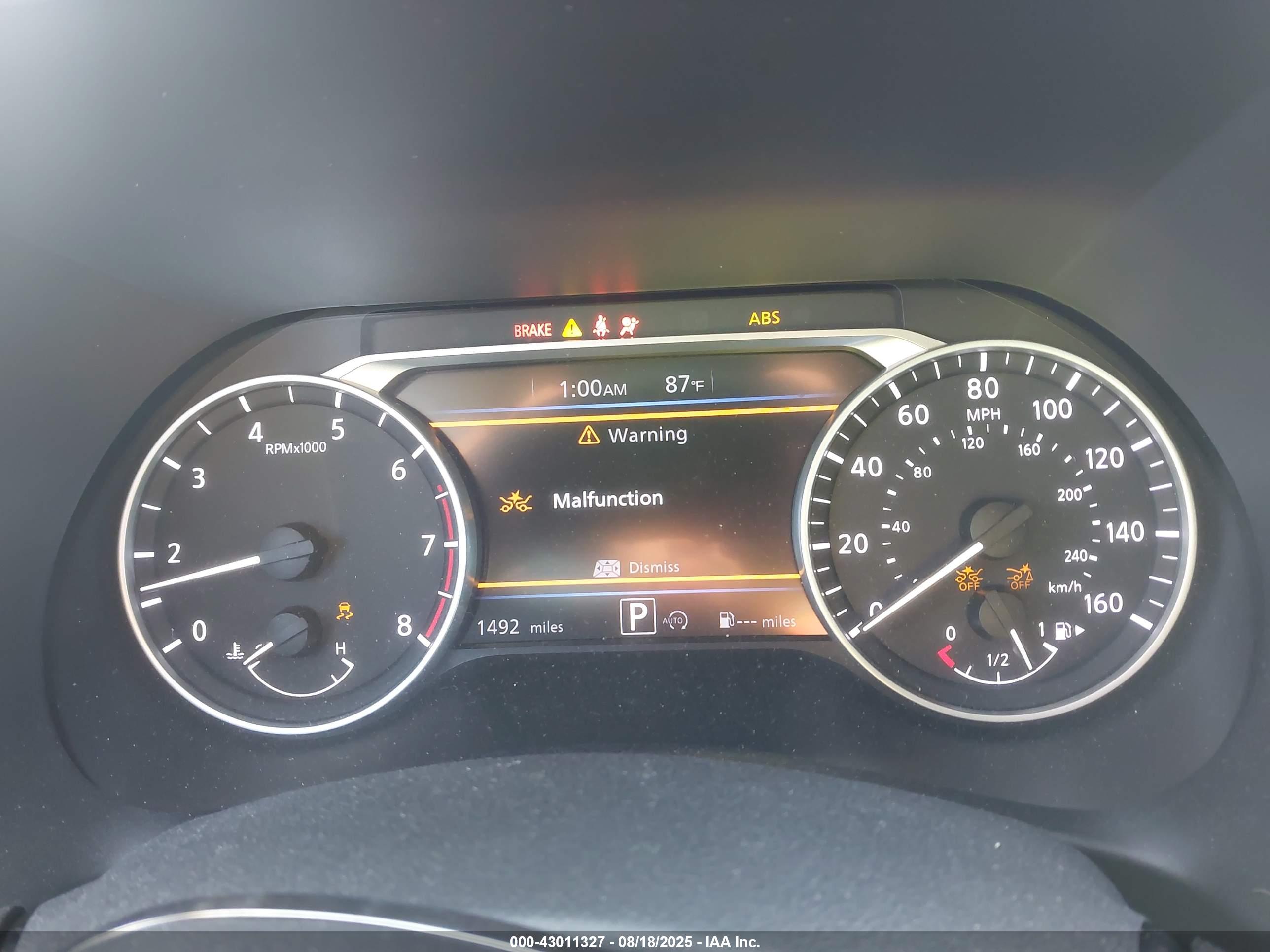 NISSAN SENTRA image 7
