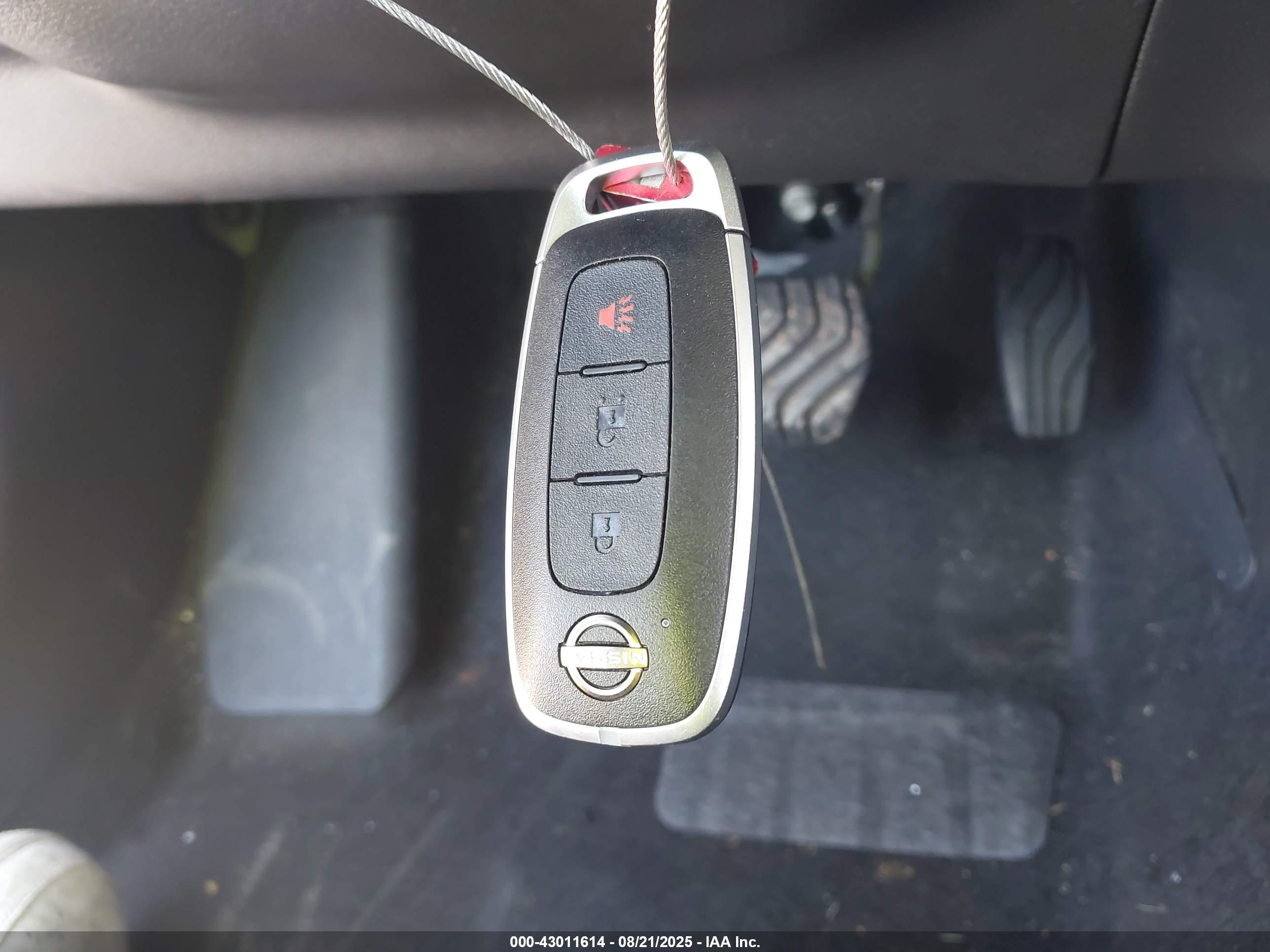 NISSAN KICKS image 11