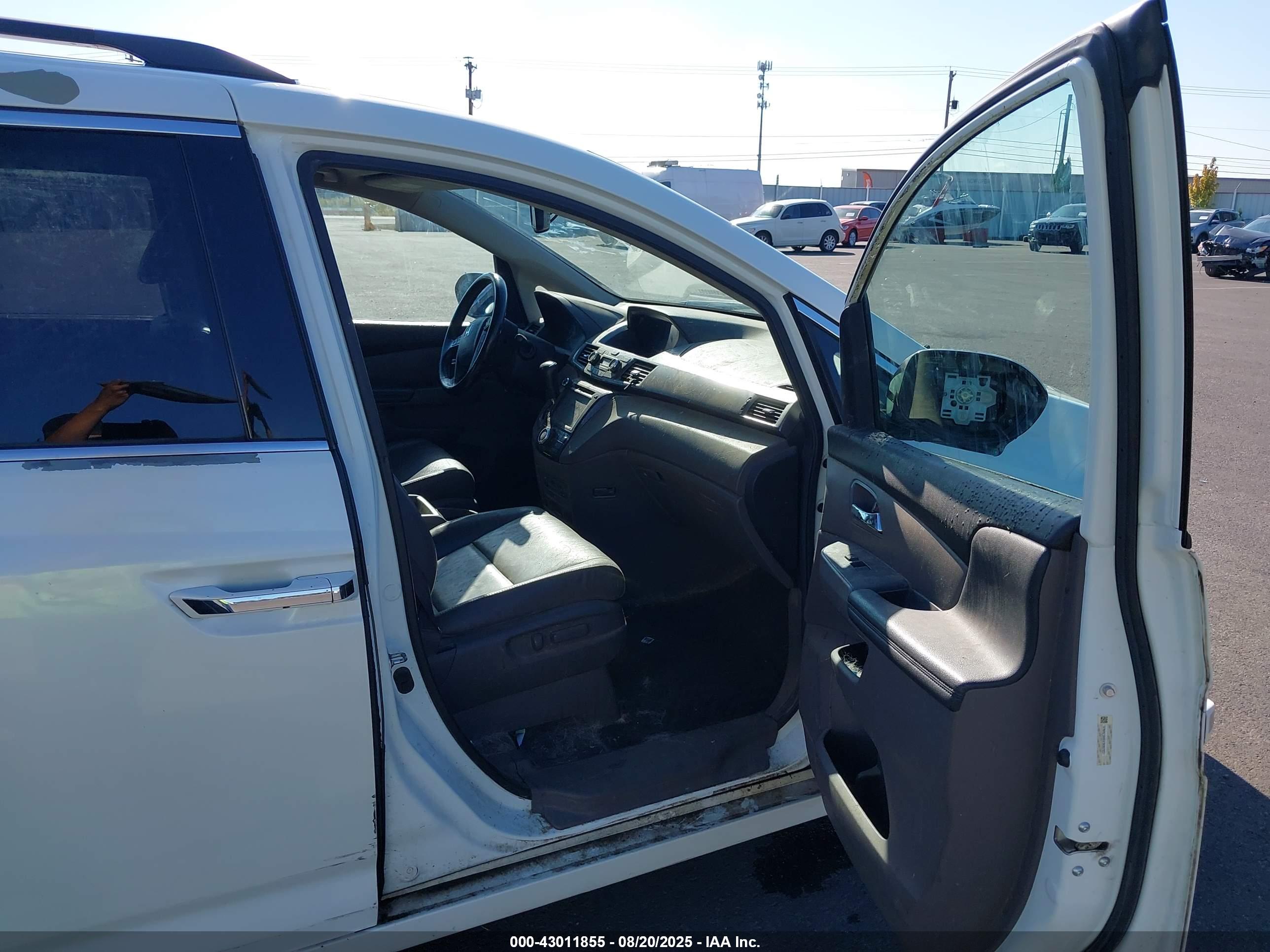 HONDA ODYSSEY image 5