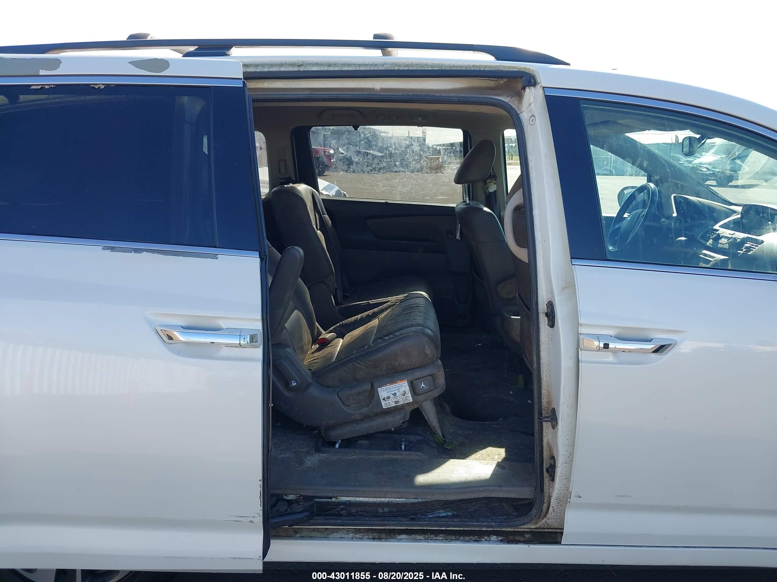 HONDA ODYSSEY image 8