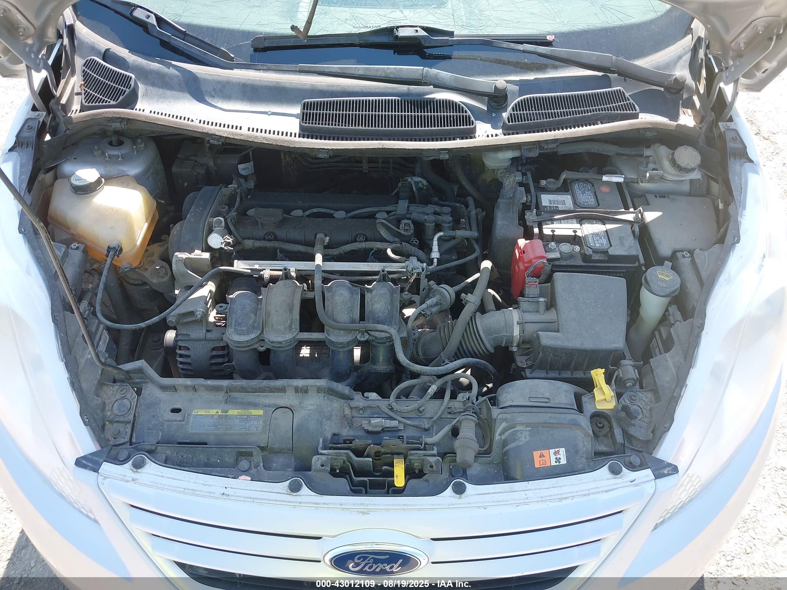 FORD FIESTA image 10