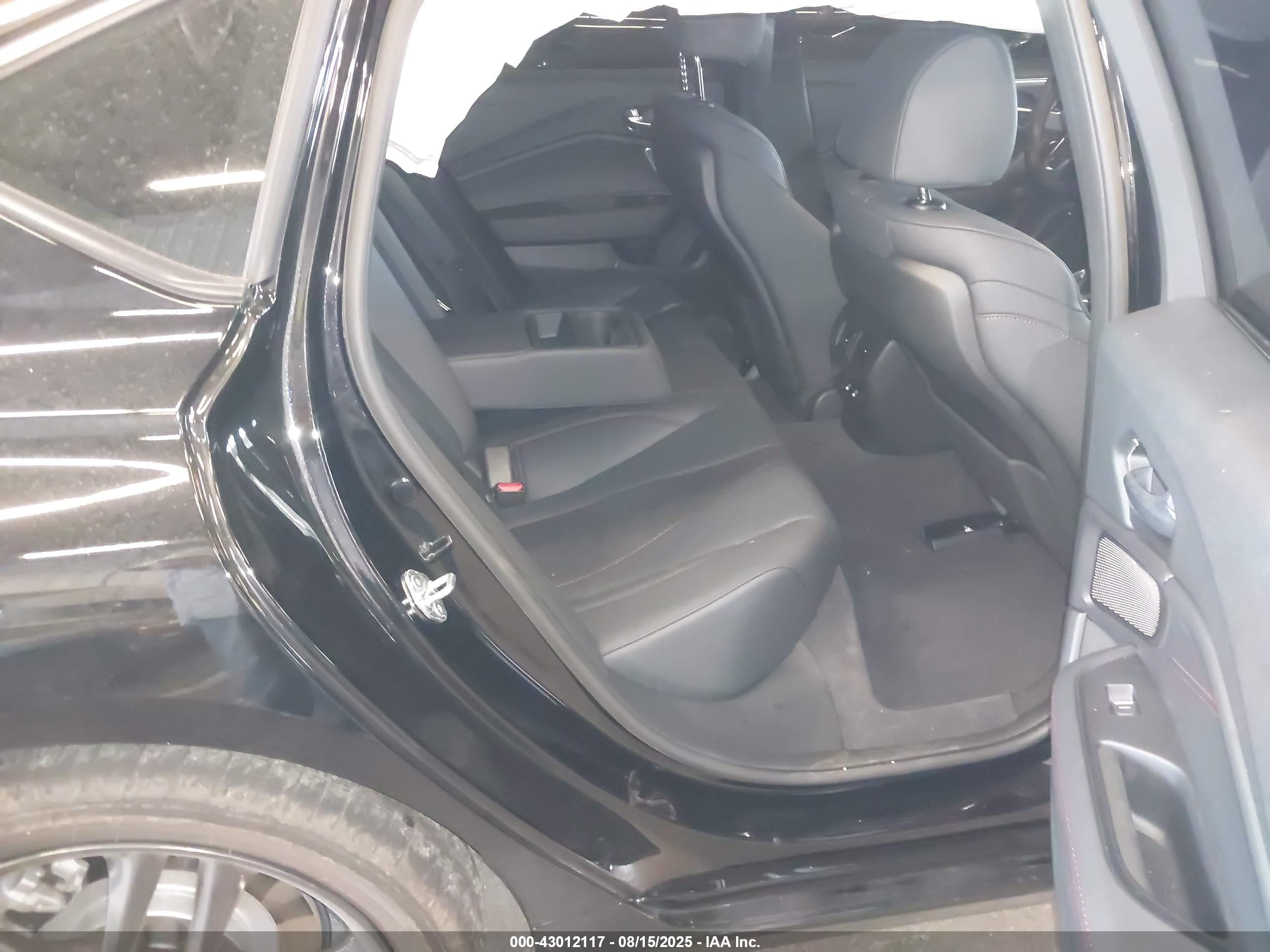 ACURA TLX image 8