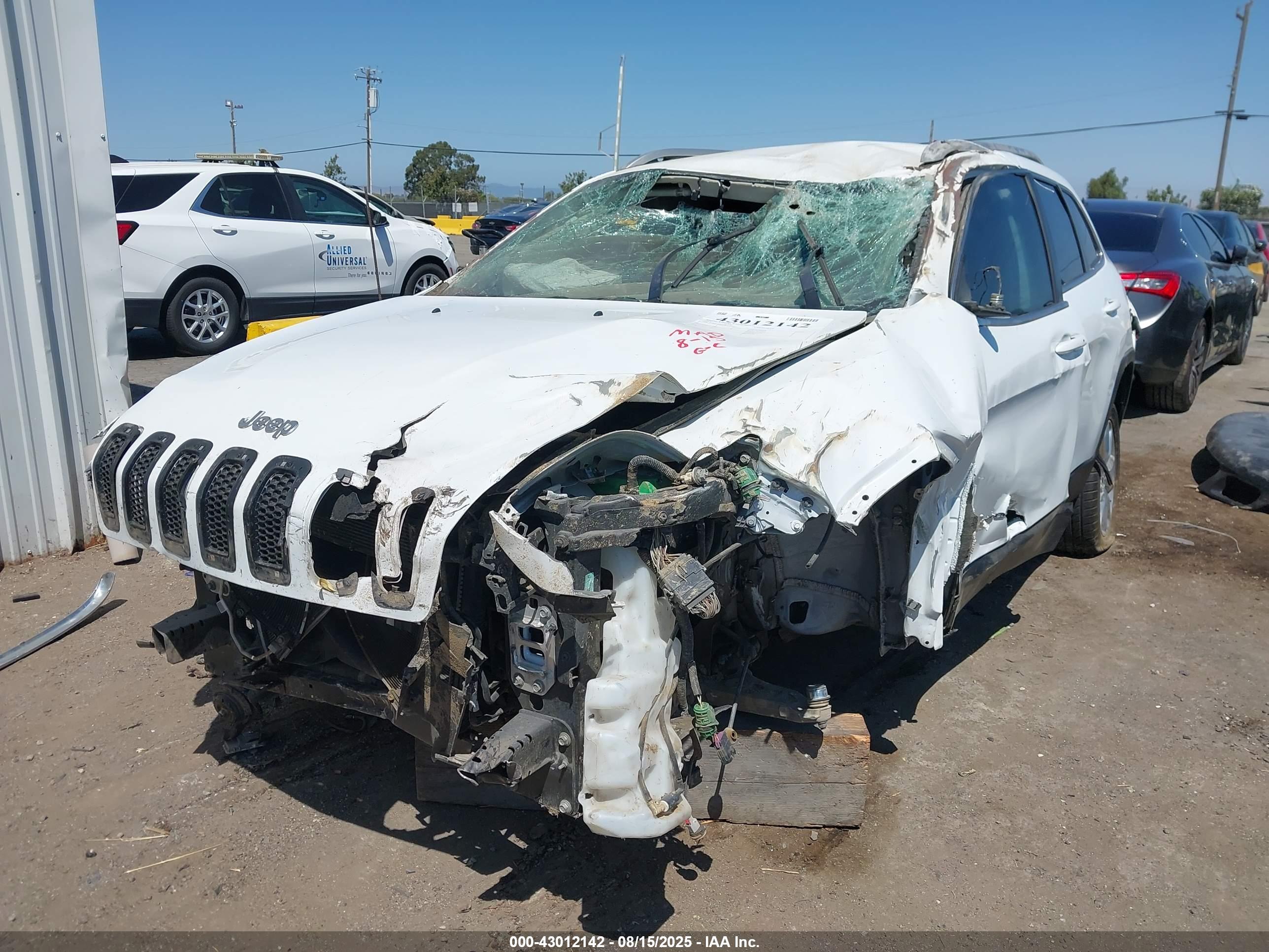 JEEP CHEROKEE image 6