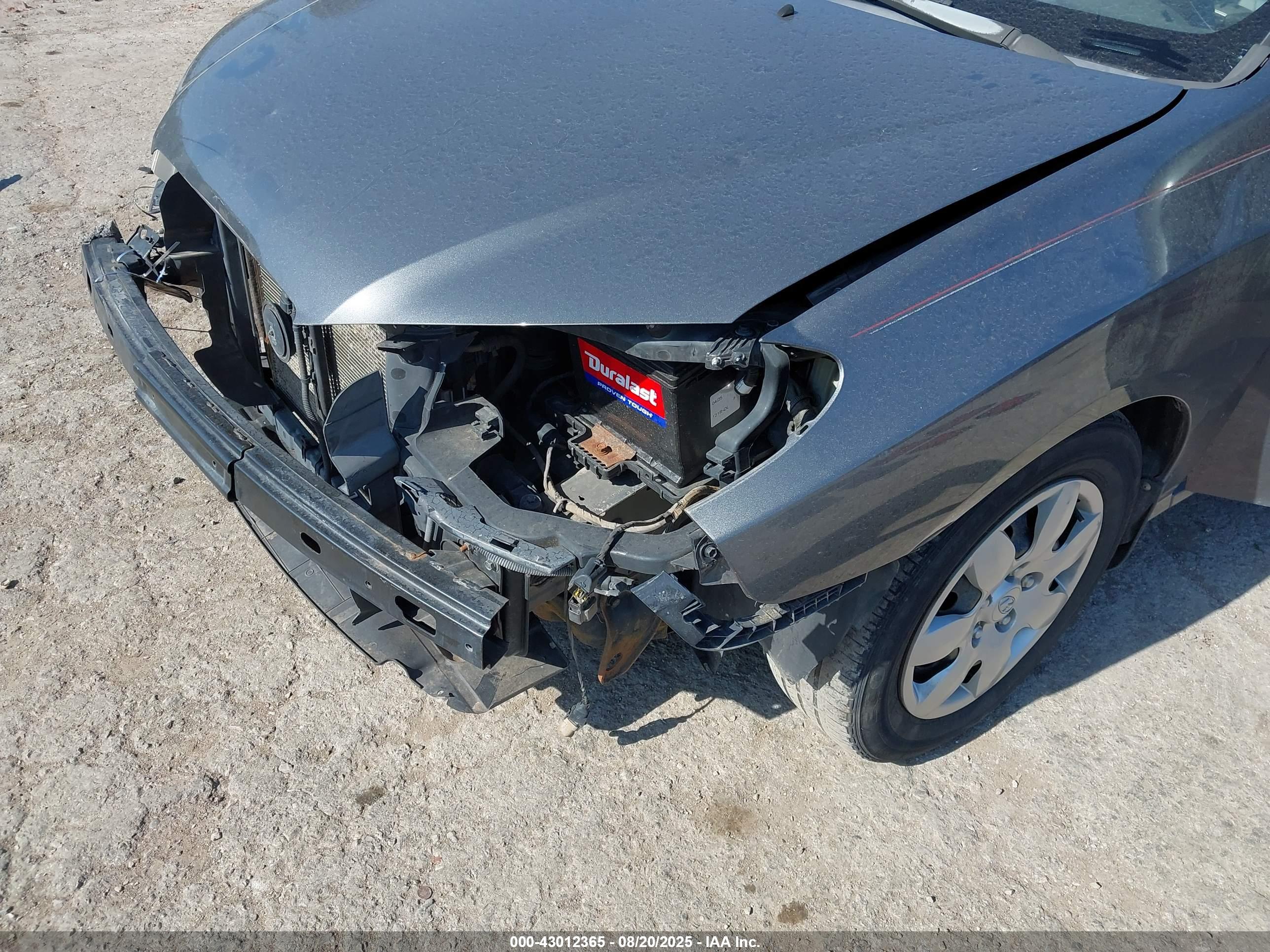 HYUNDAI ELANTRA image 6