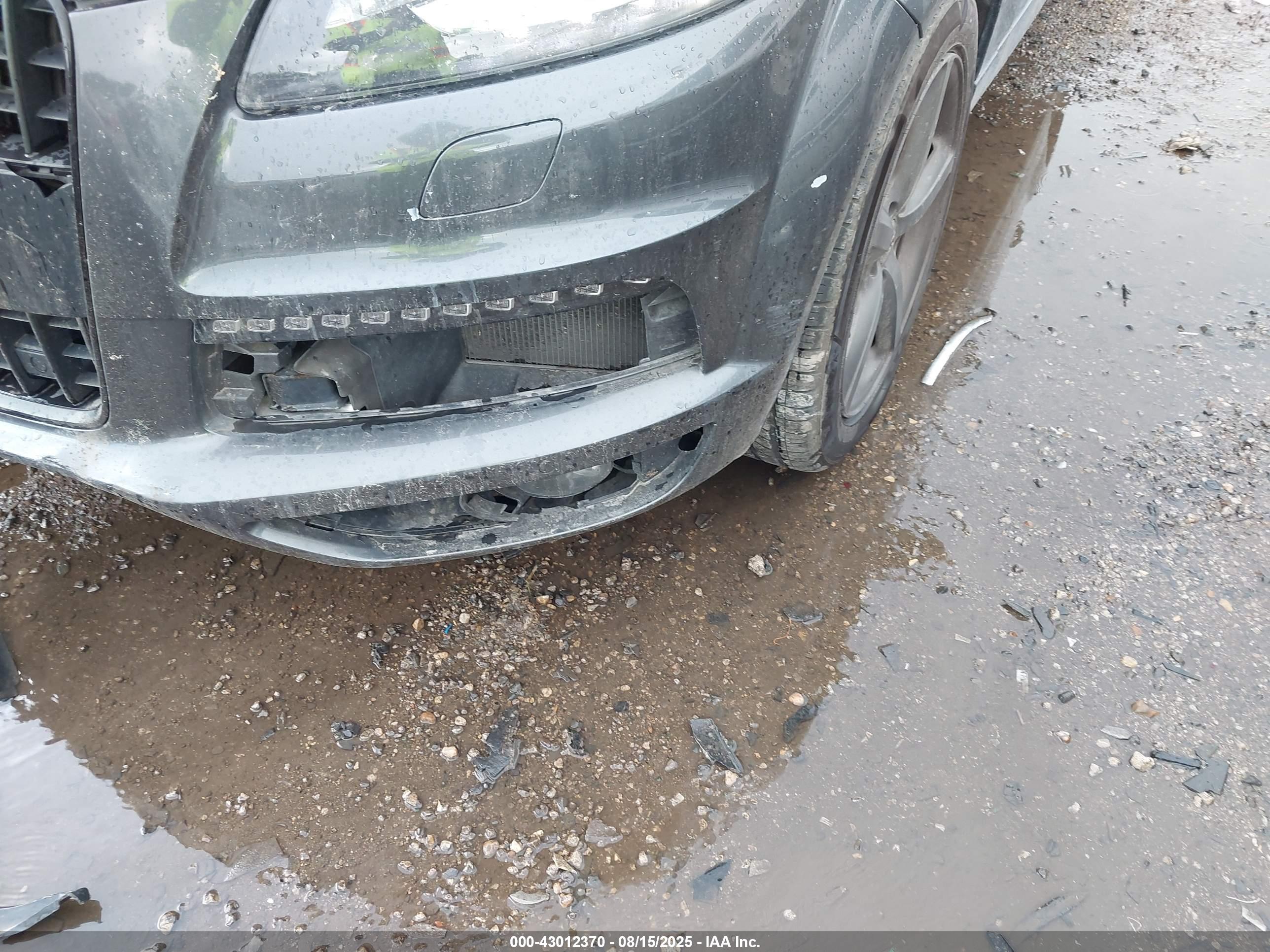 AUDI Q7 image 6