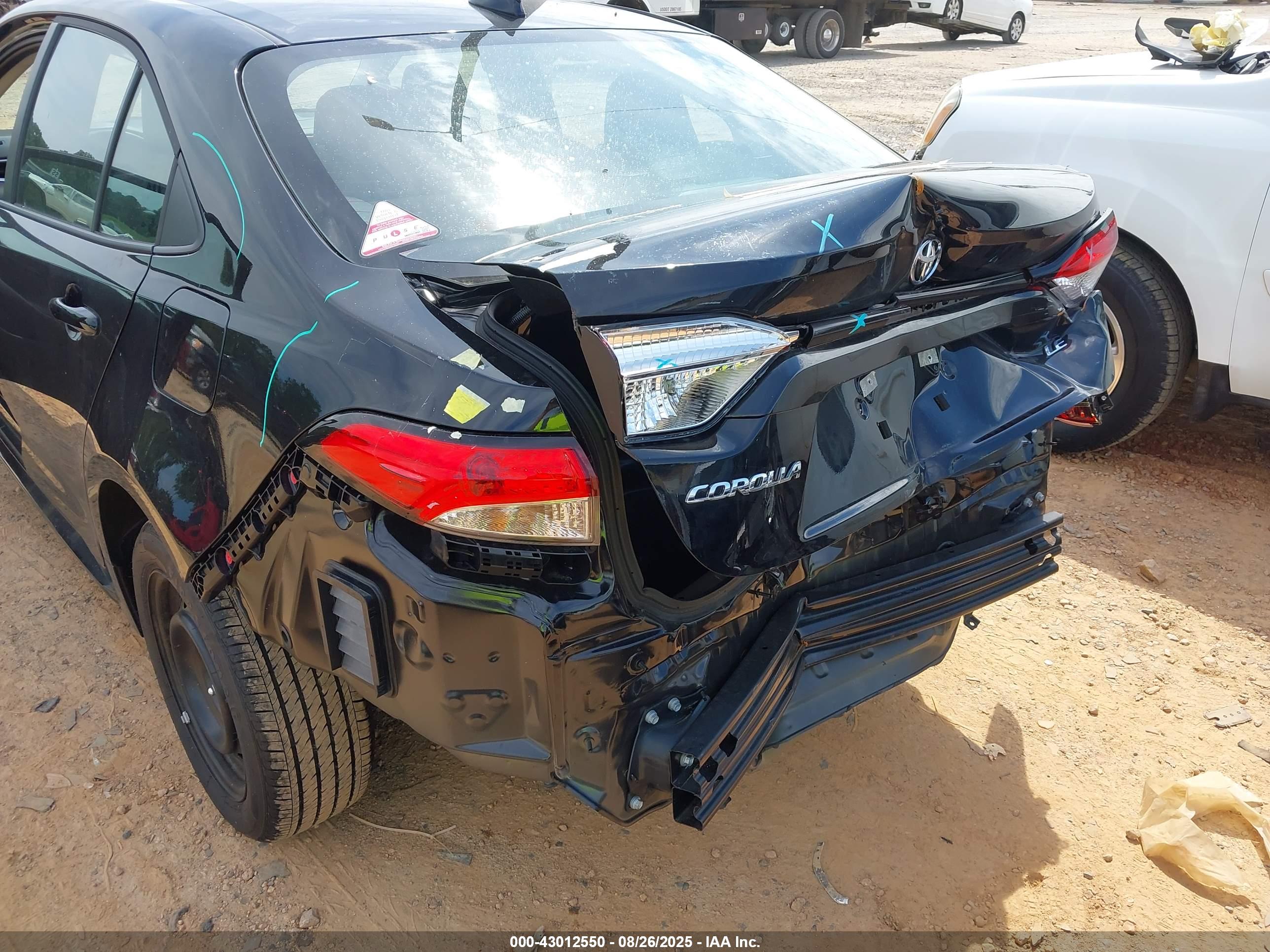 TOYOTA COROLLA image 6