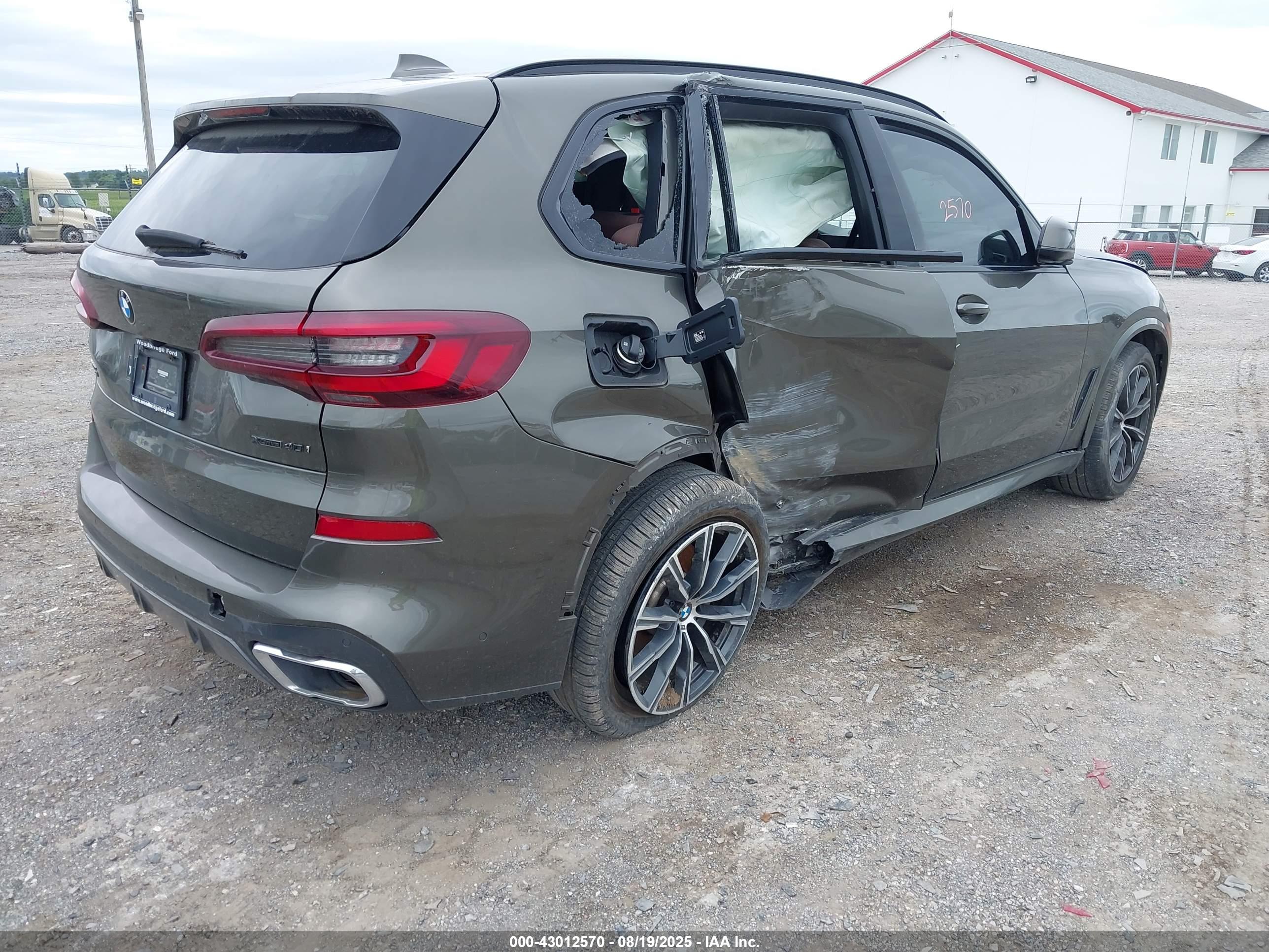 BMW X5 image 4