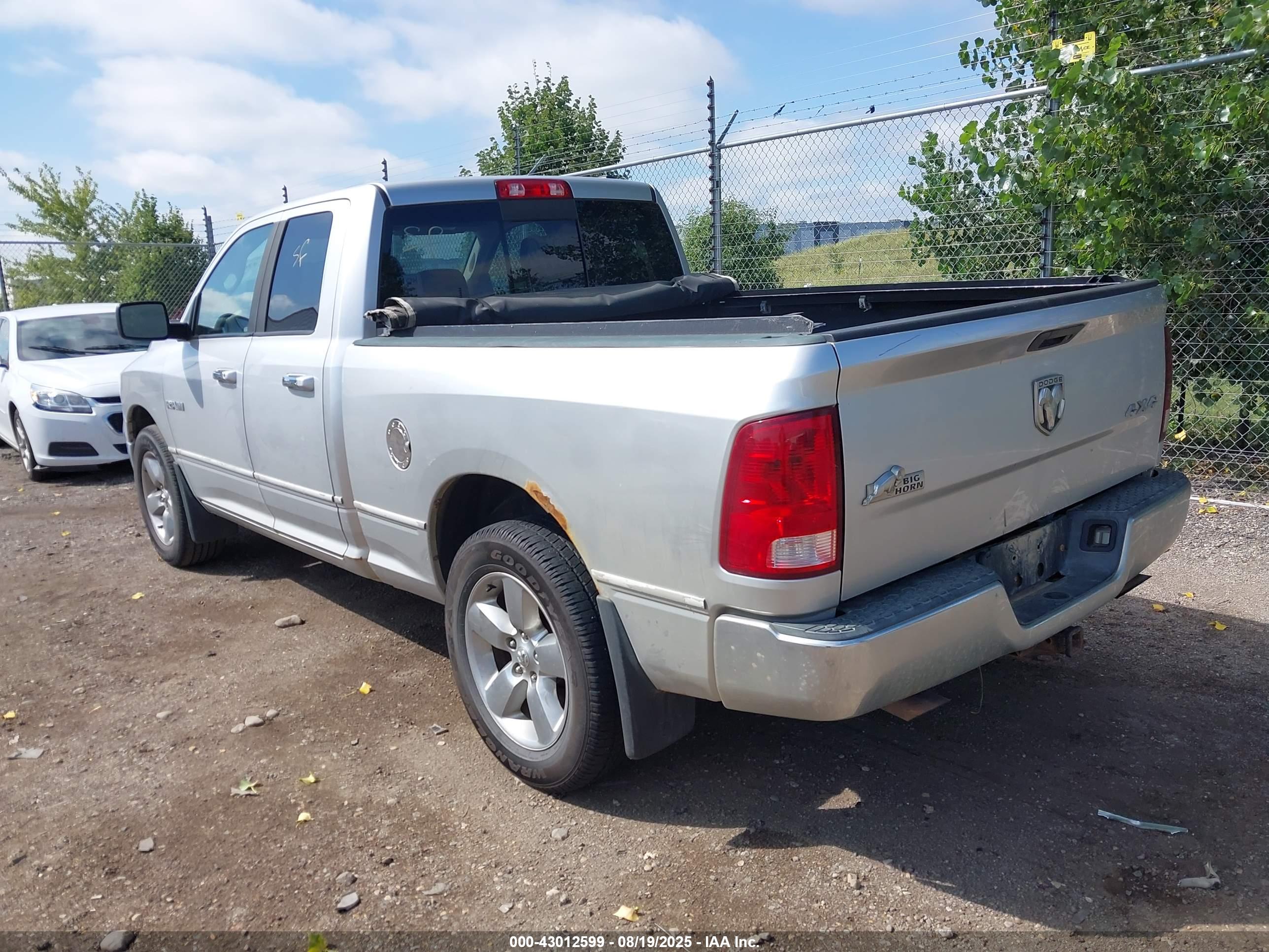 DODGE RAM image 3