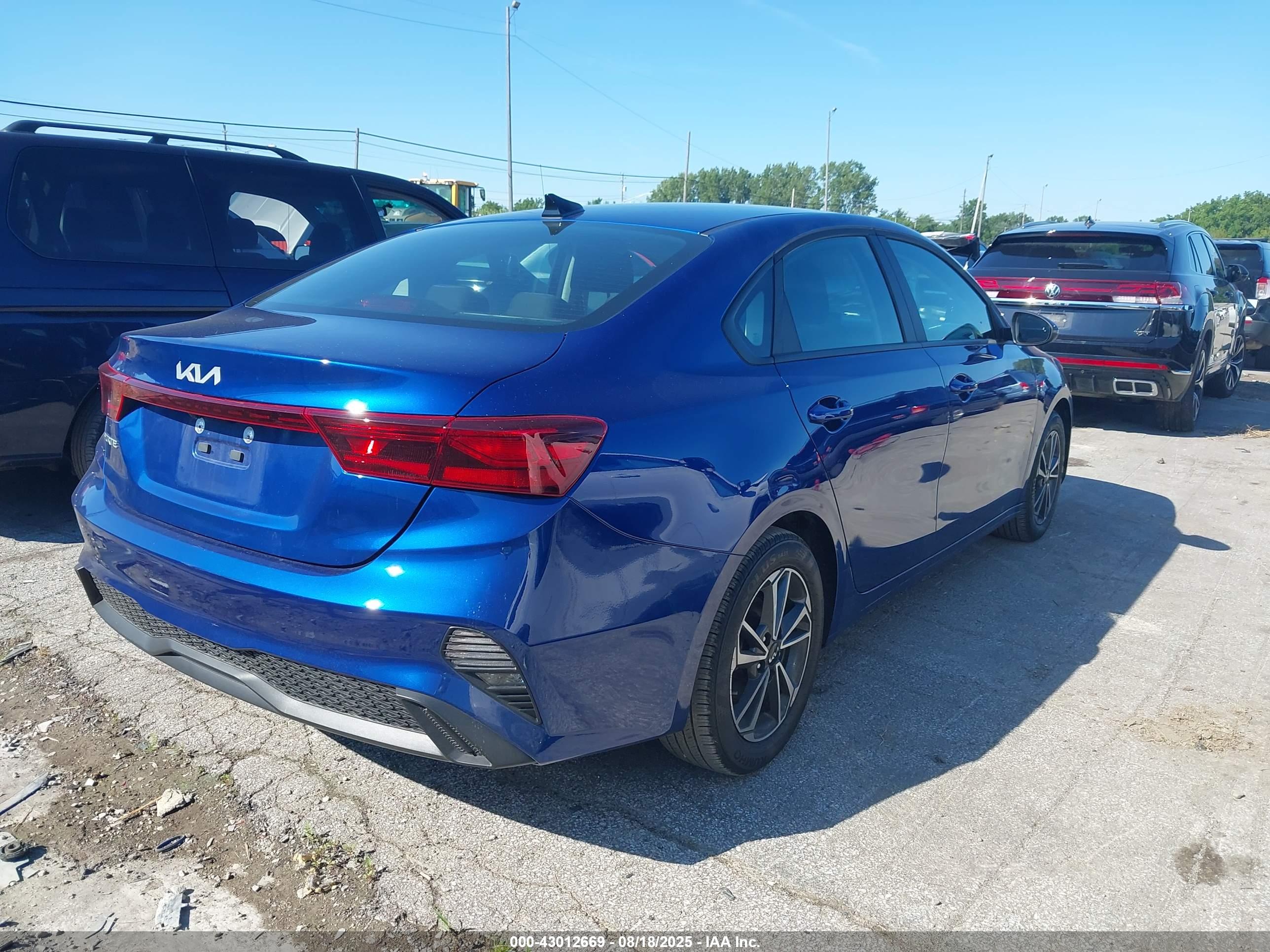 KIA FORTE image 4
