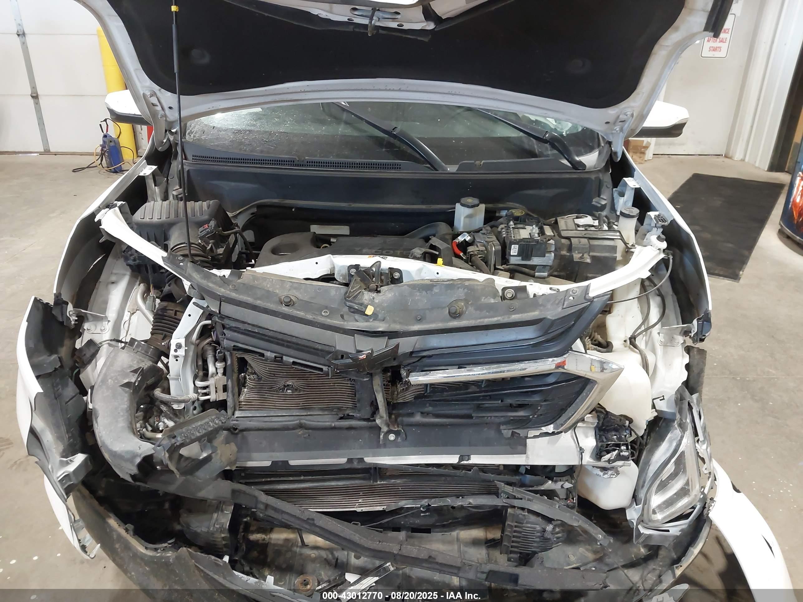 CHEVROLET EQUINOX image 10