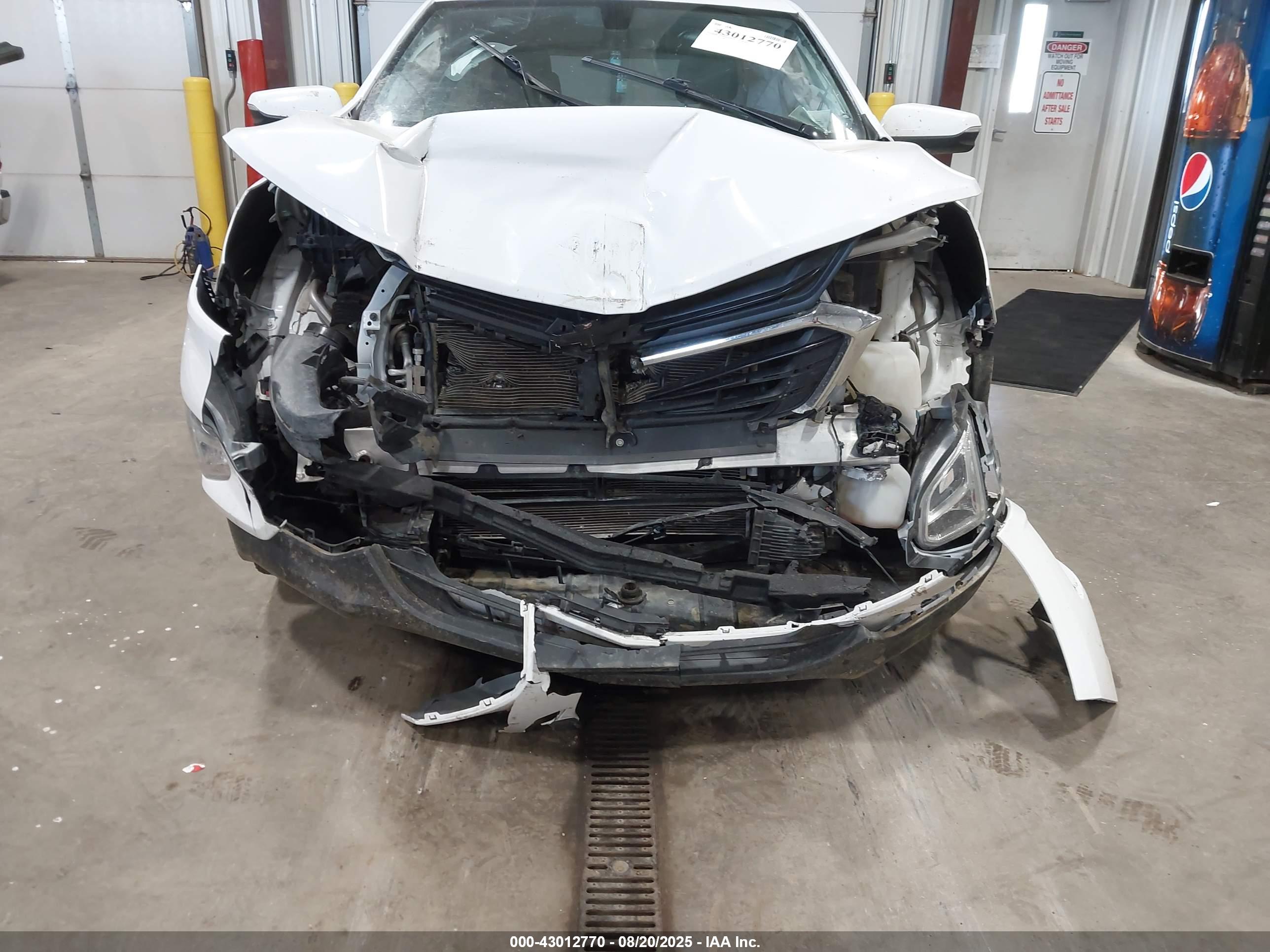 CHEVROLET EQUINOX image 6