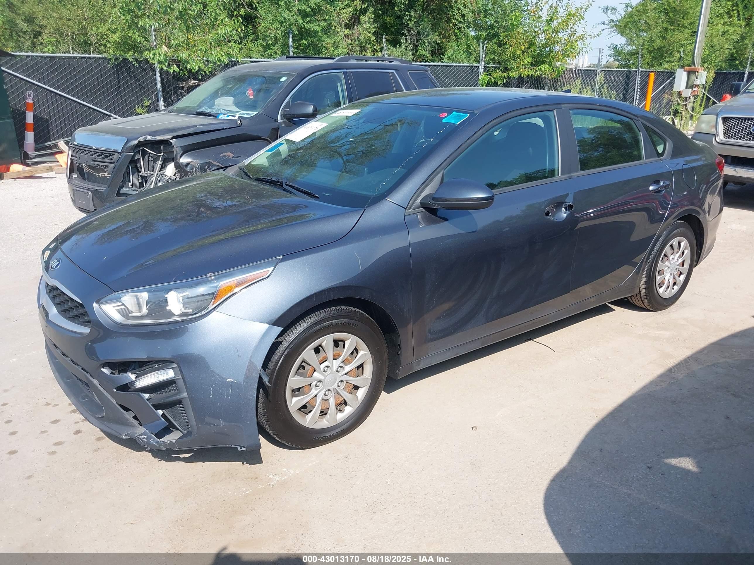 KIA FORTE image 2