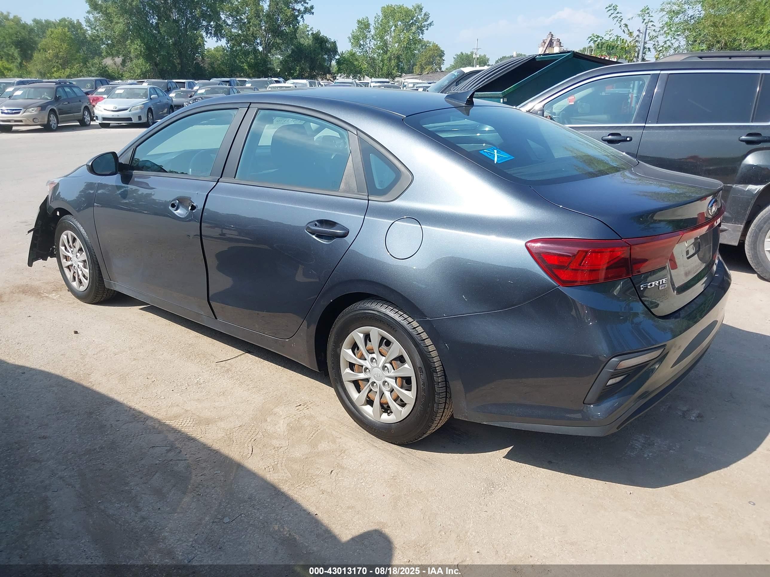 KIA FORTE image 3