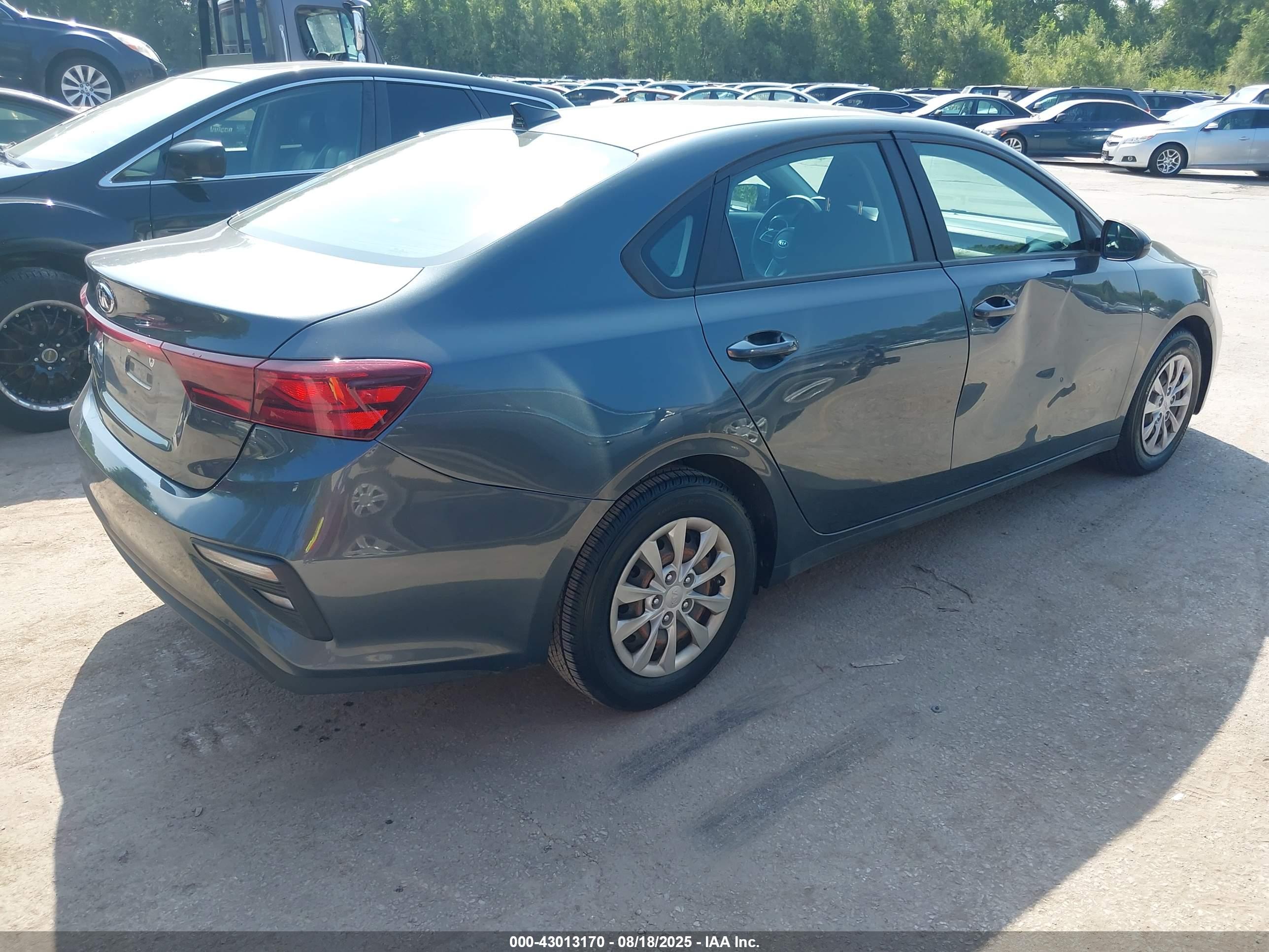 KIA FORTE image 4