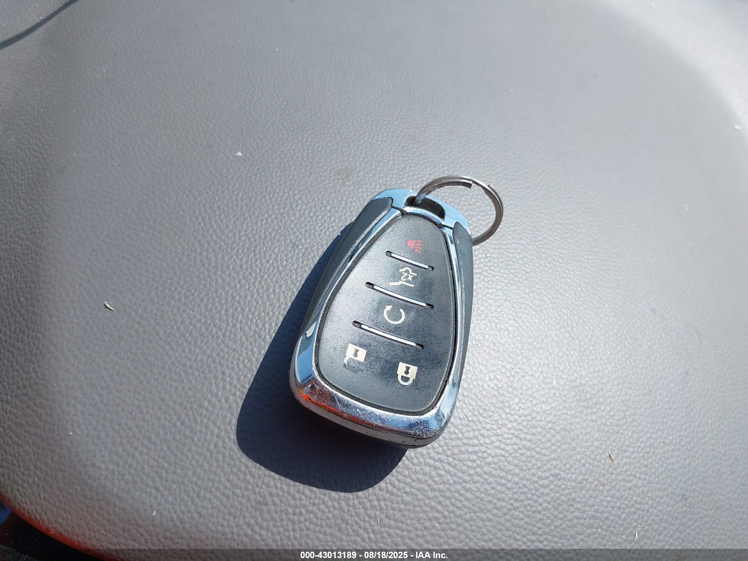 CHEVROLET TRAVERSE image 11