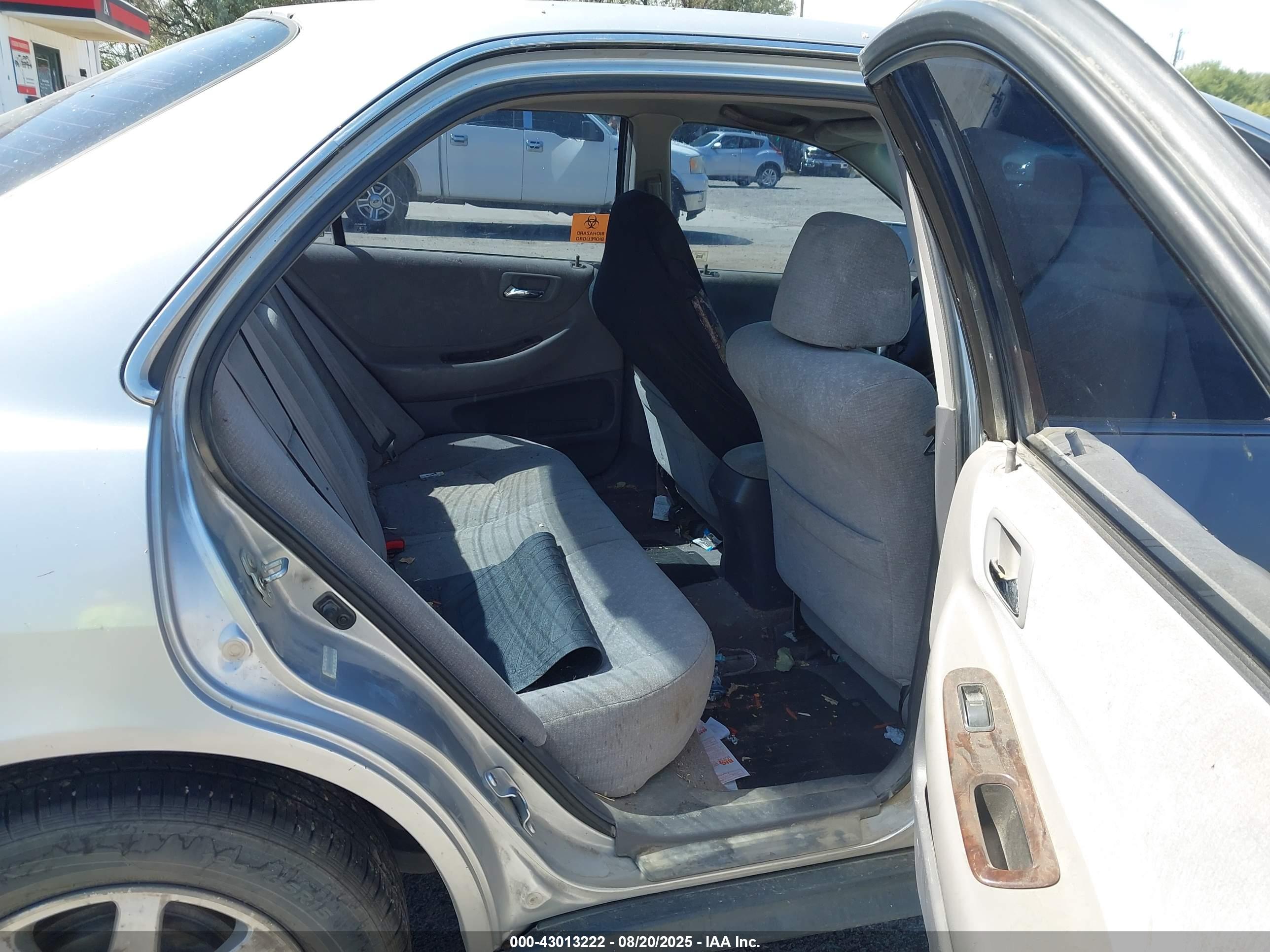 HONDA ACCORD image 8