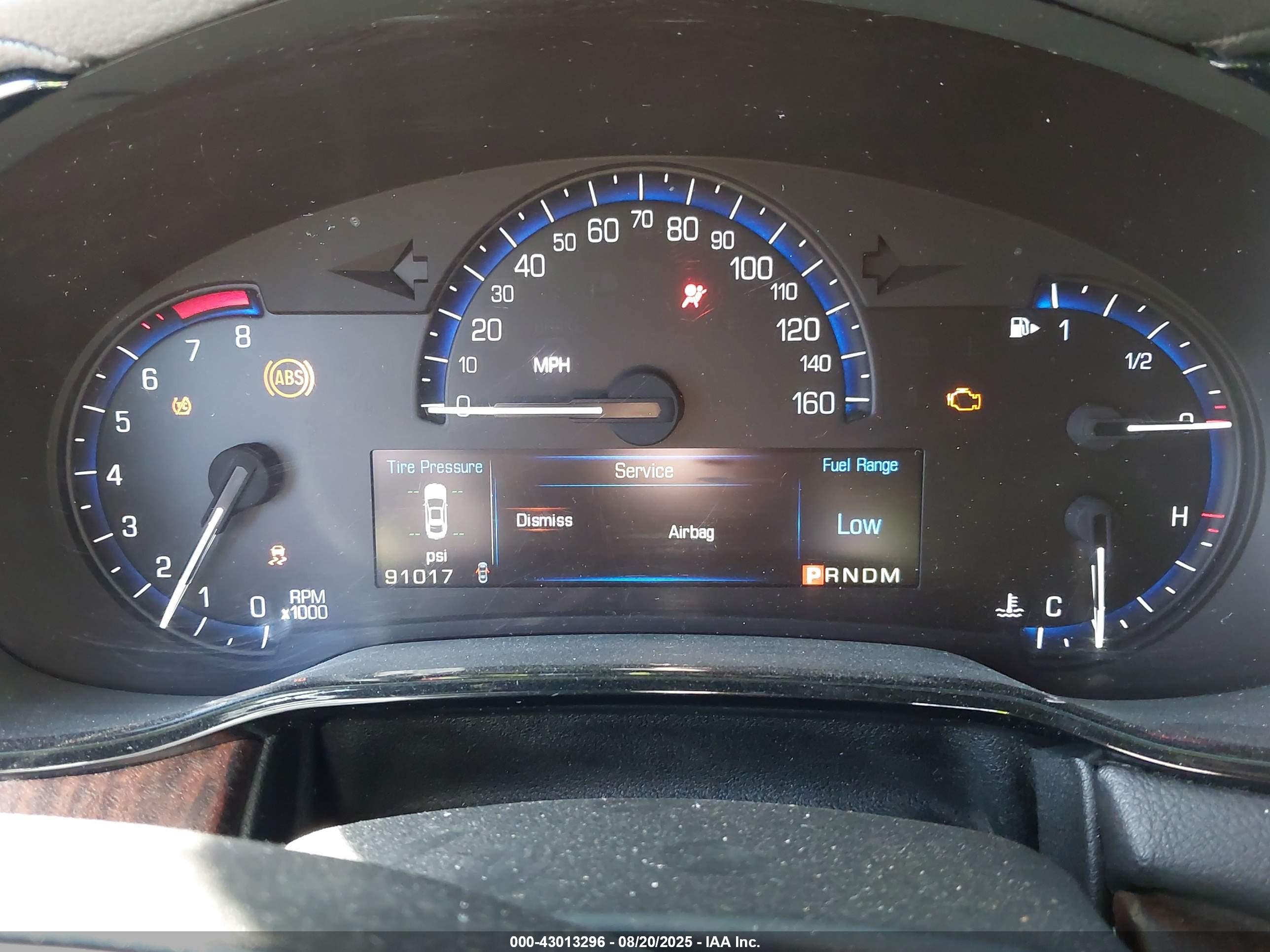 CADILLAC CTS image 7