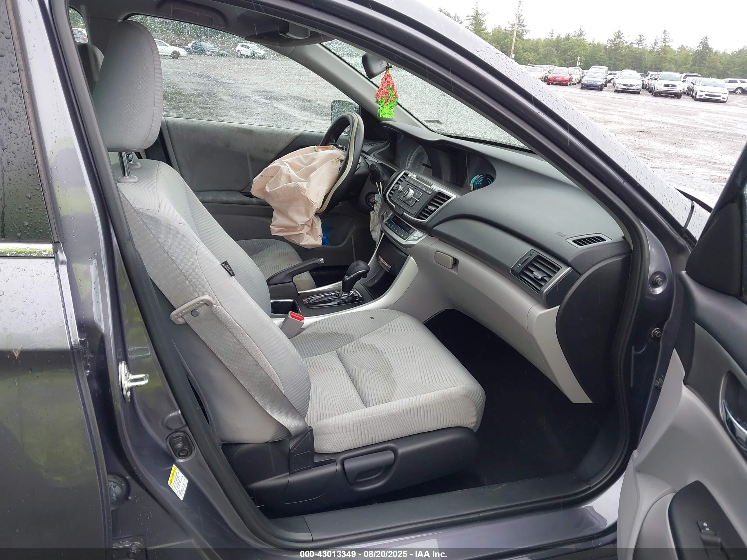 HONDA ACCORD image 5