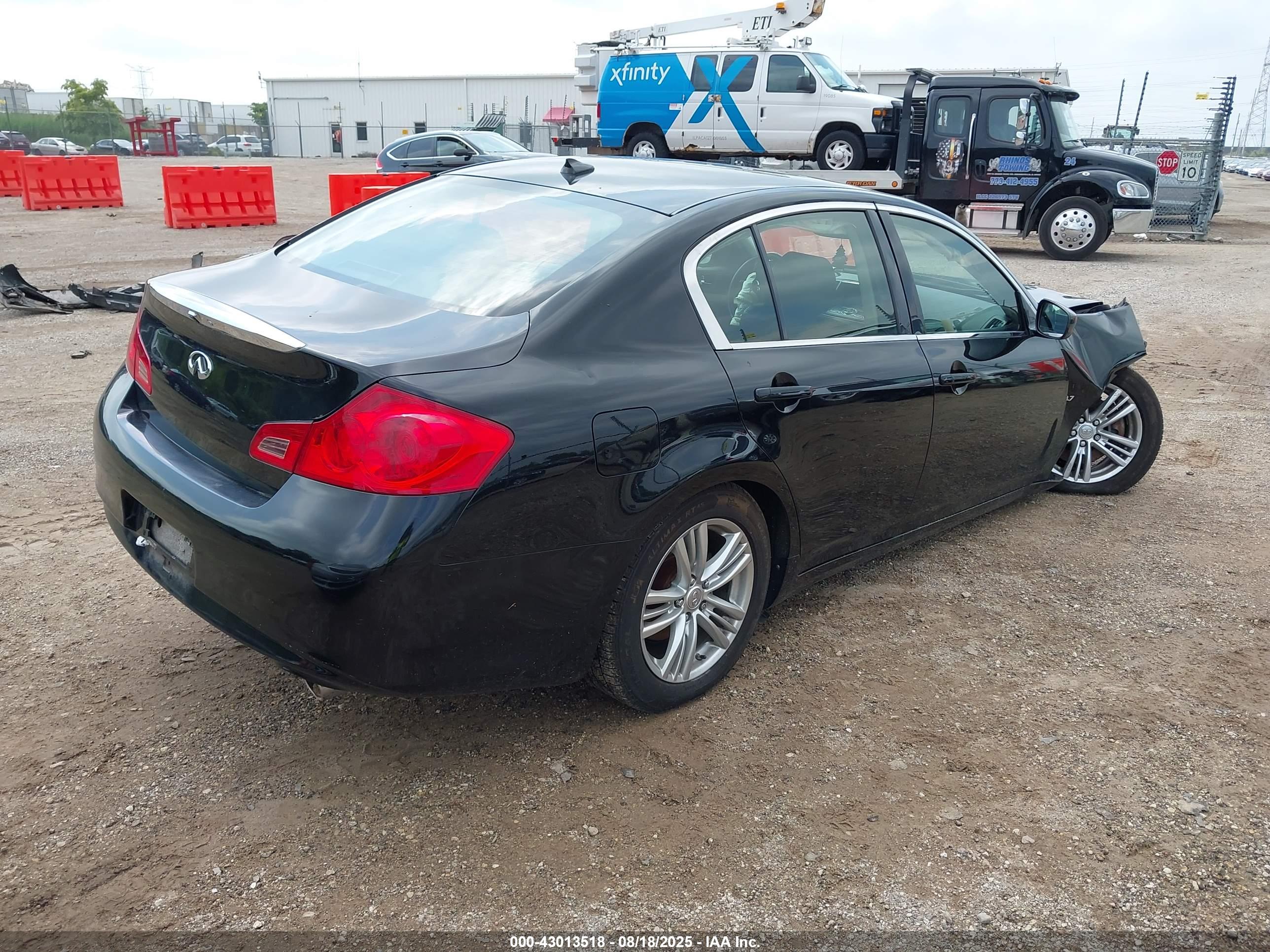 INFINITI Q40 image 4