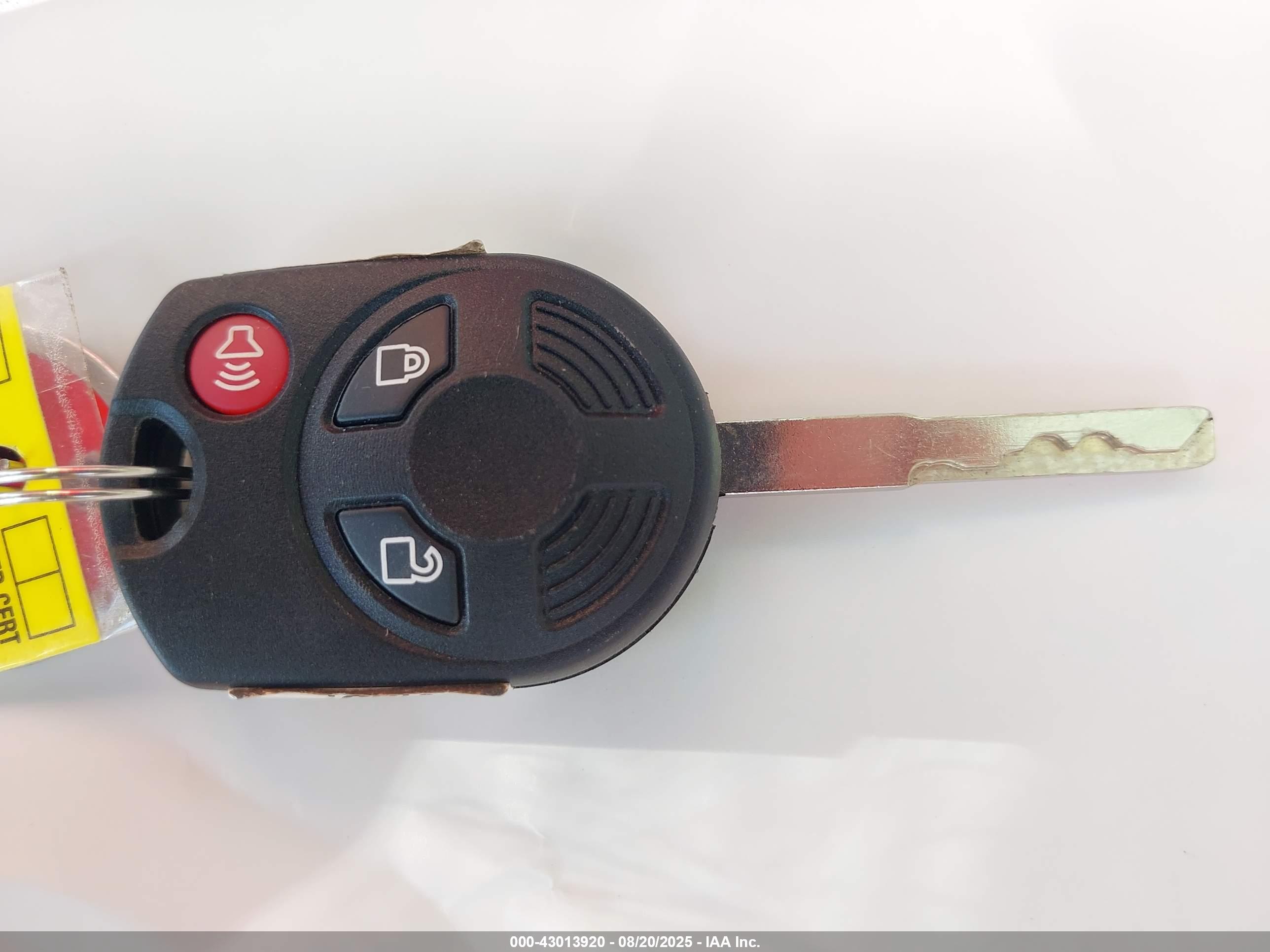 FORD ESCAPE image 11