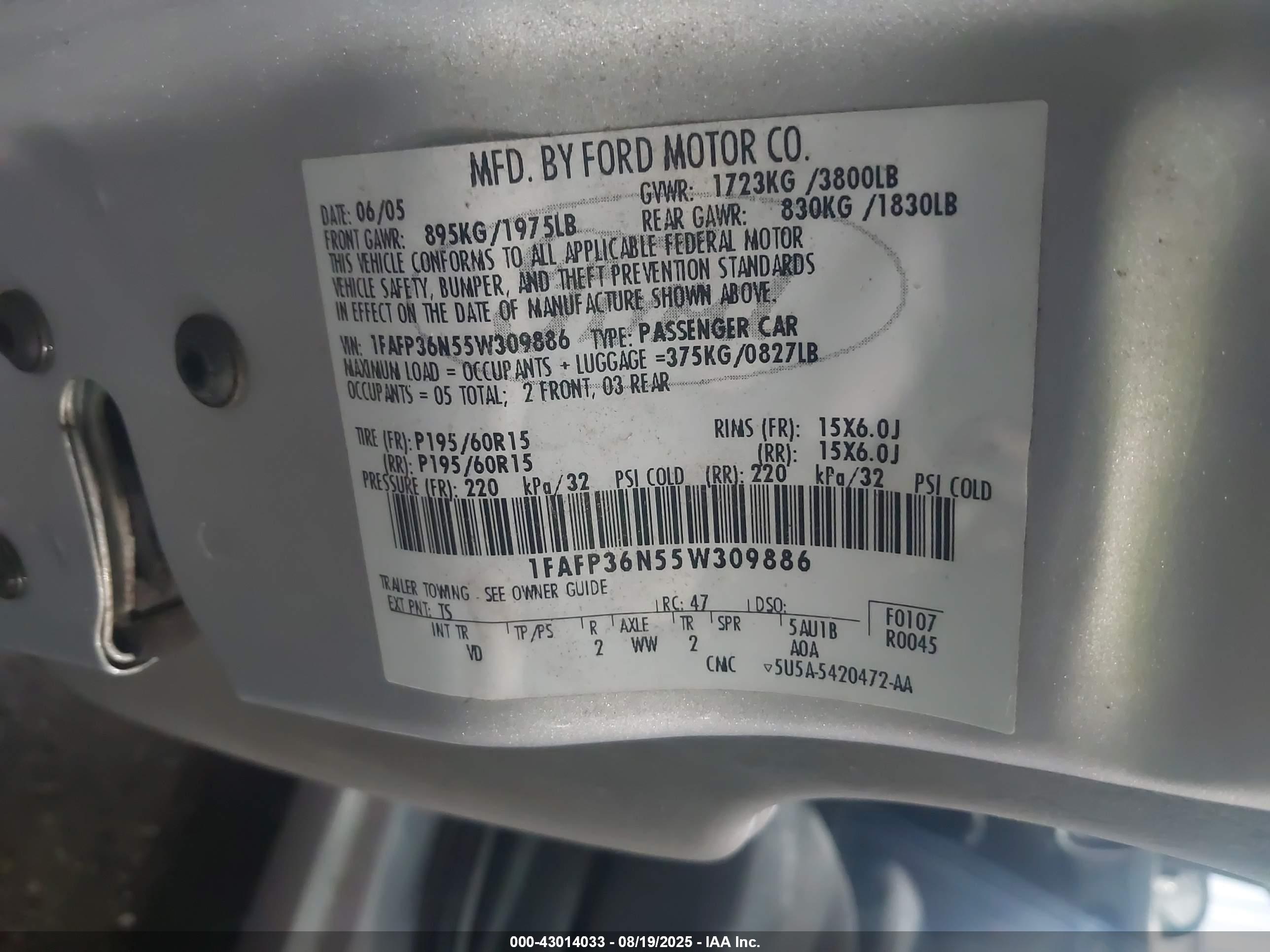 FORD FOCUS image 9