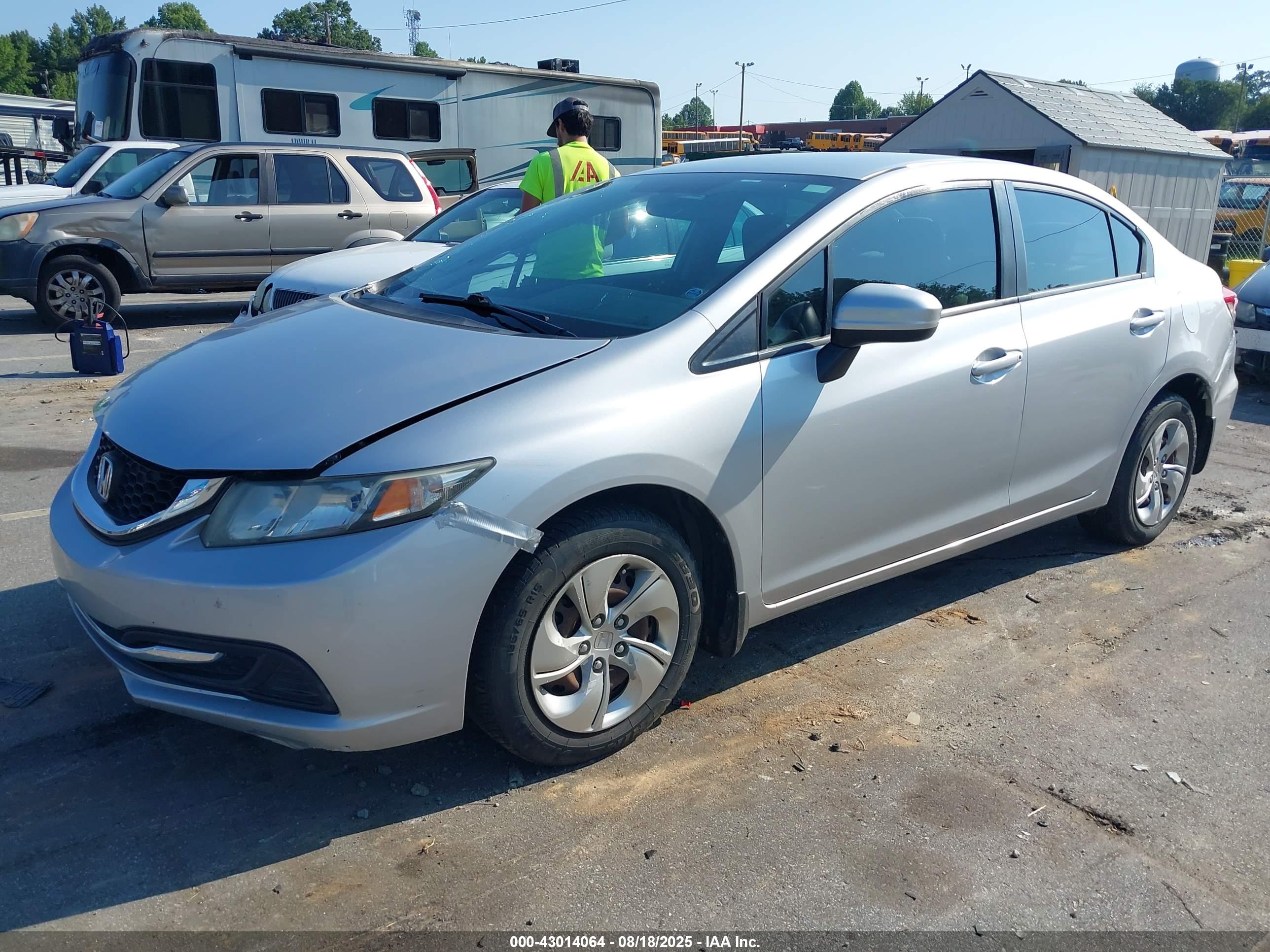 HONDA CIVIC image 2