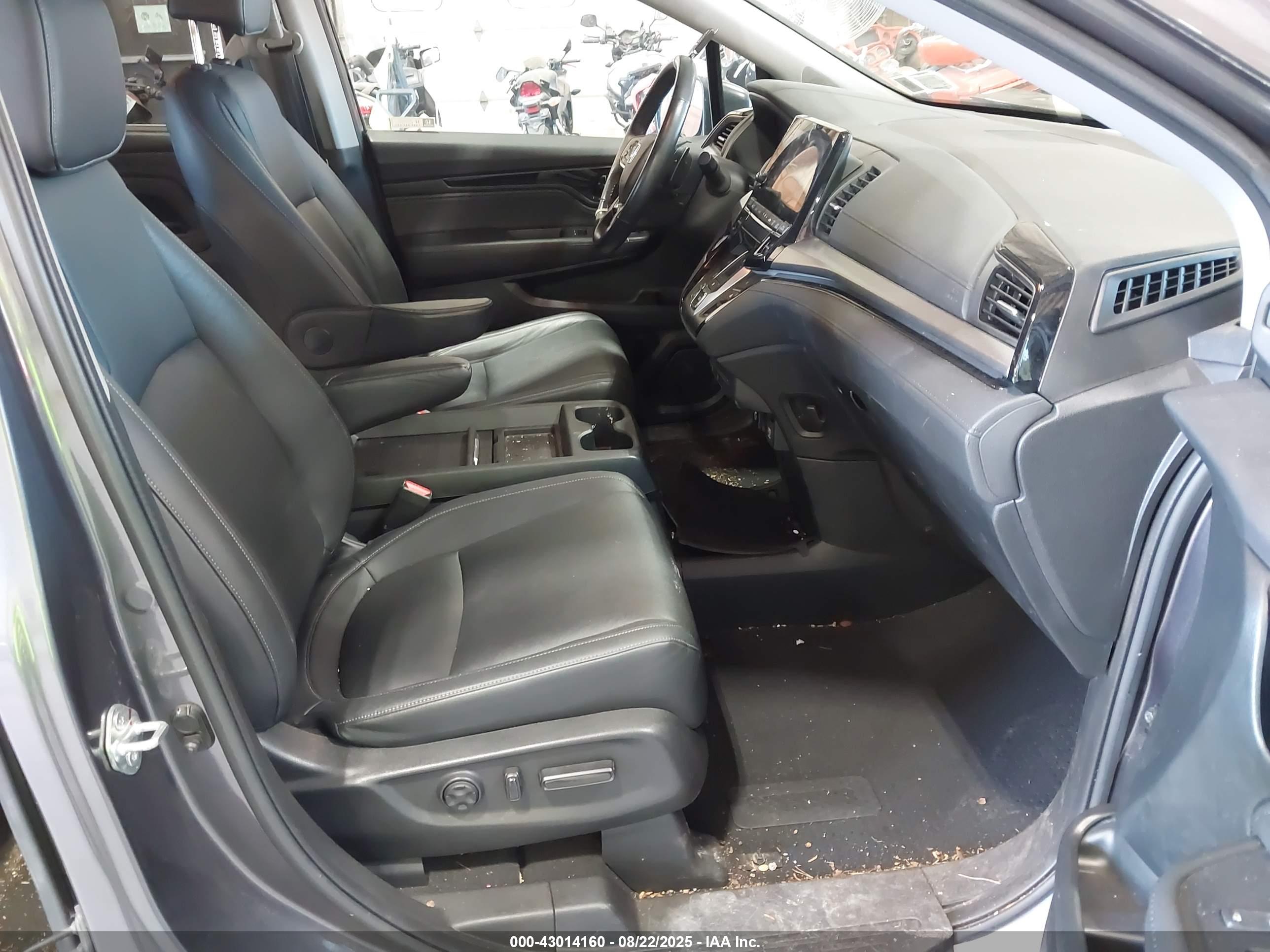 HONDA ODYSSEY image 5