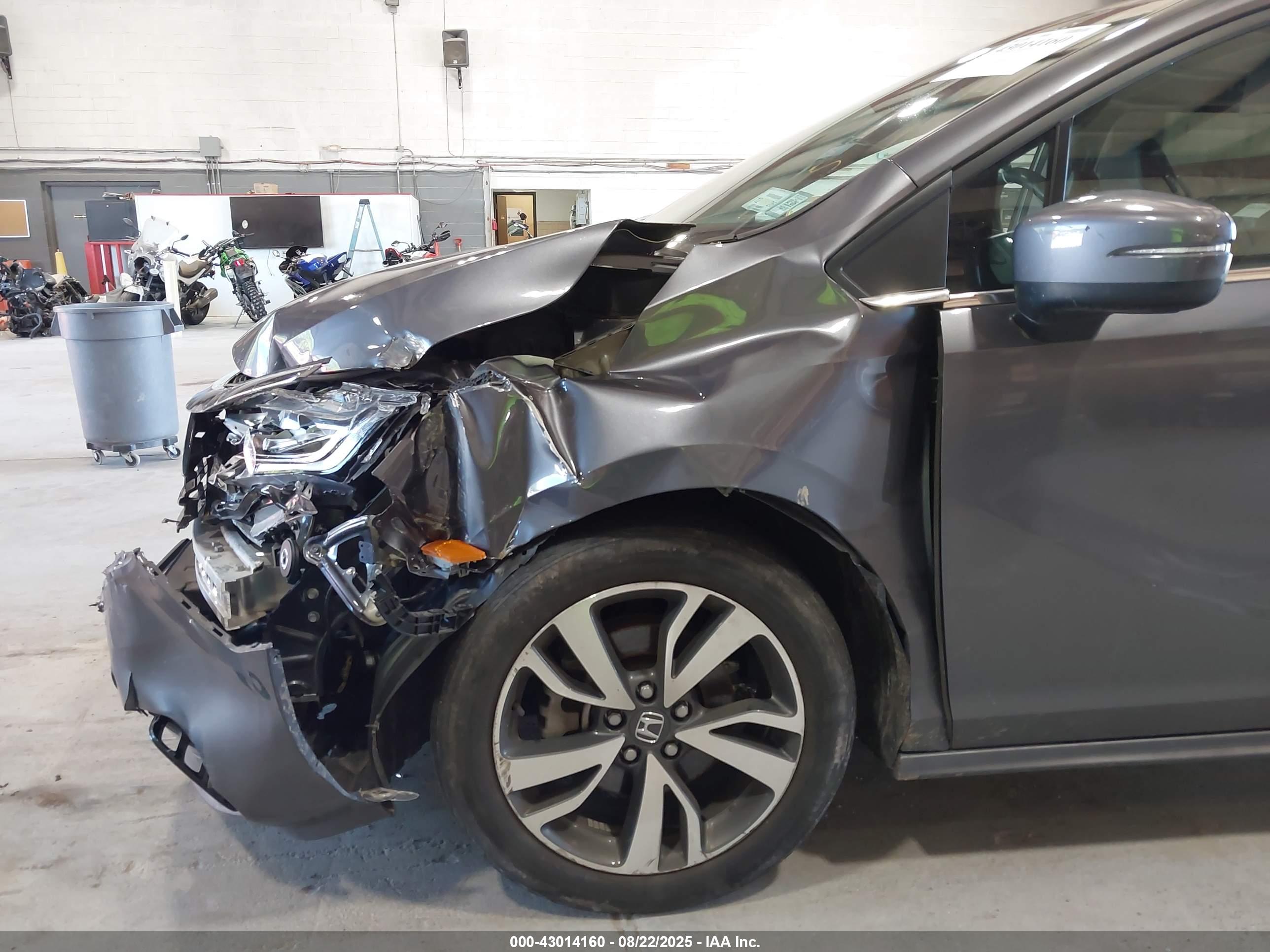HONDA ODYSSEY image 6